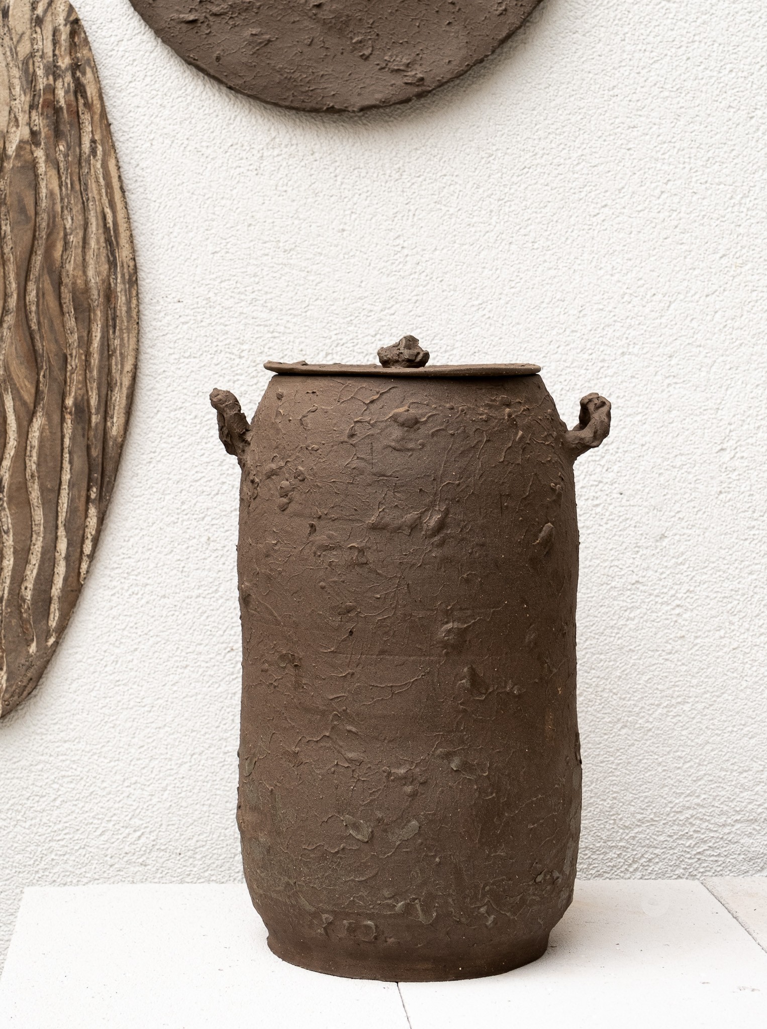 Kahverengi Stoneware Kapaklı Vazo