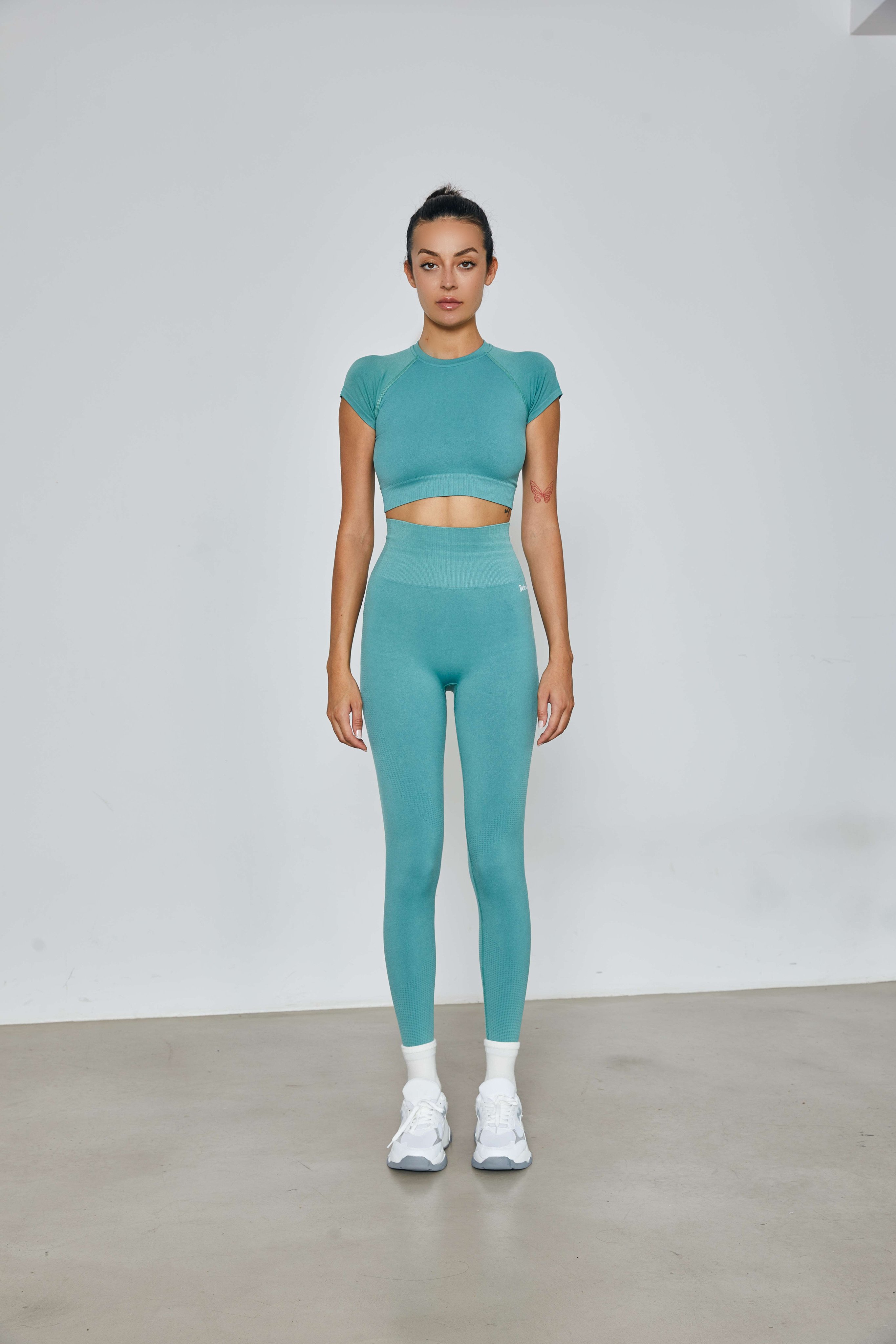 CROP - Mint