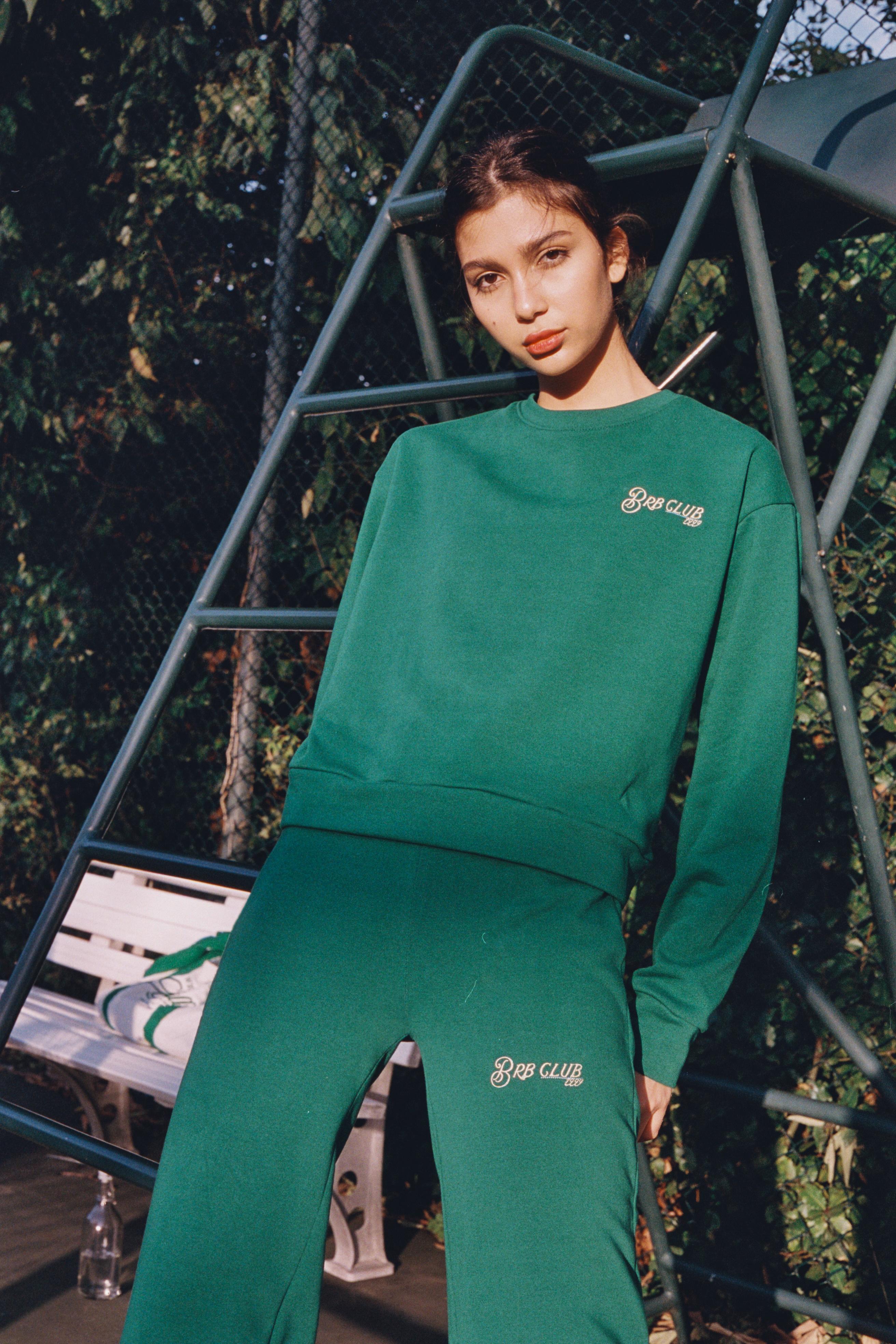 VOL.IV CLUB SWEATSHIRT