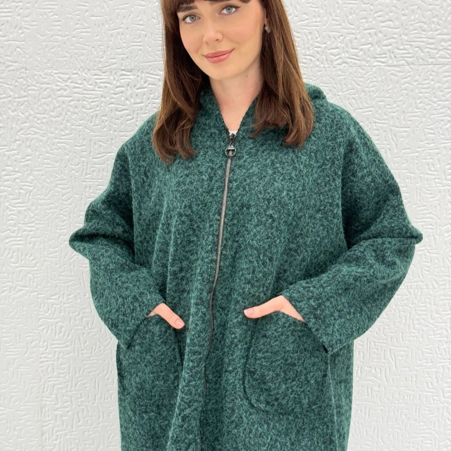 İTHAL KAPÜŞONLU DÜŞÜK KOL, OVERSİZE KALIP KEÇE KABAN