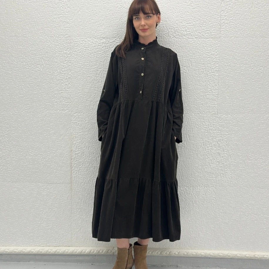 İTHAL YARIM DÜĞMELİ DÜZ KADİFE ELBİSE