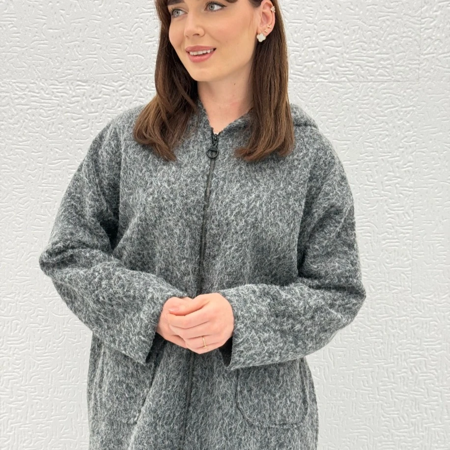 İTHAL KAPÜŞONLU DÜŞÜK KOL, OVERSİZE KALIP KEÇE KABAN