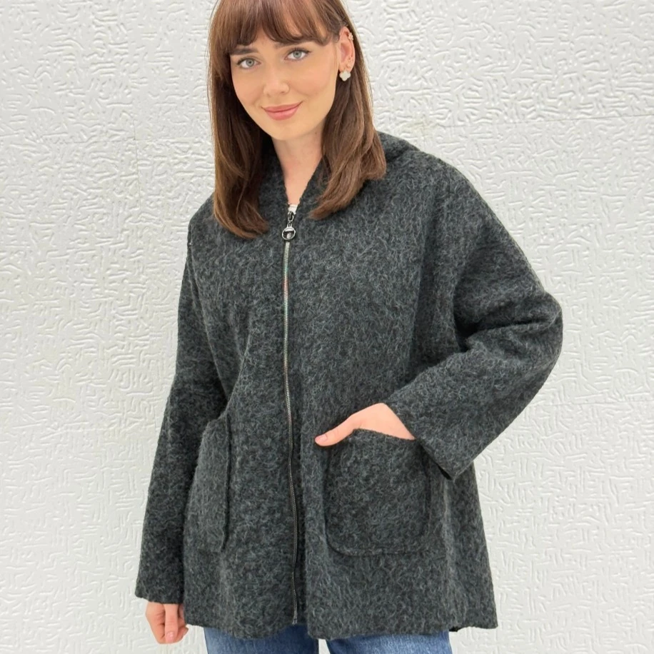 İTHAL KAPÜŞONLU DÜŞÜK KOL, OVERSİZE KALIP KEÇE KABAN