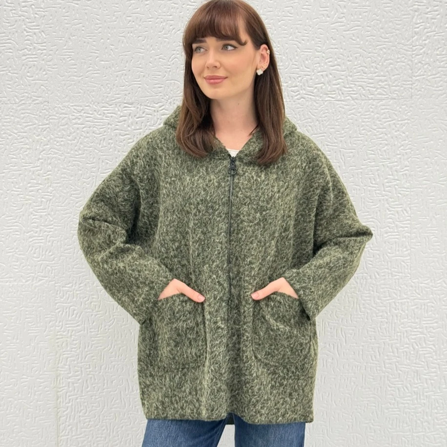 İTHAL KAPÜŞONLU DÜŞÜK KOL, OVERSİZE KALIP KEÇE KABAN