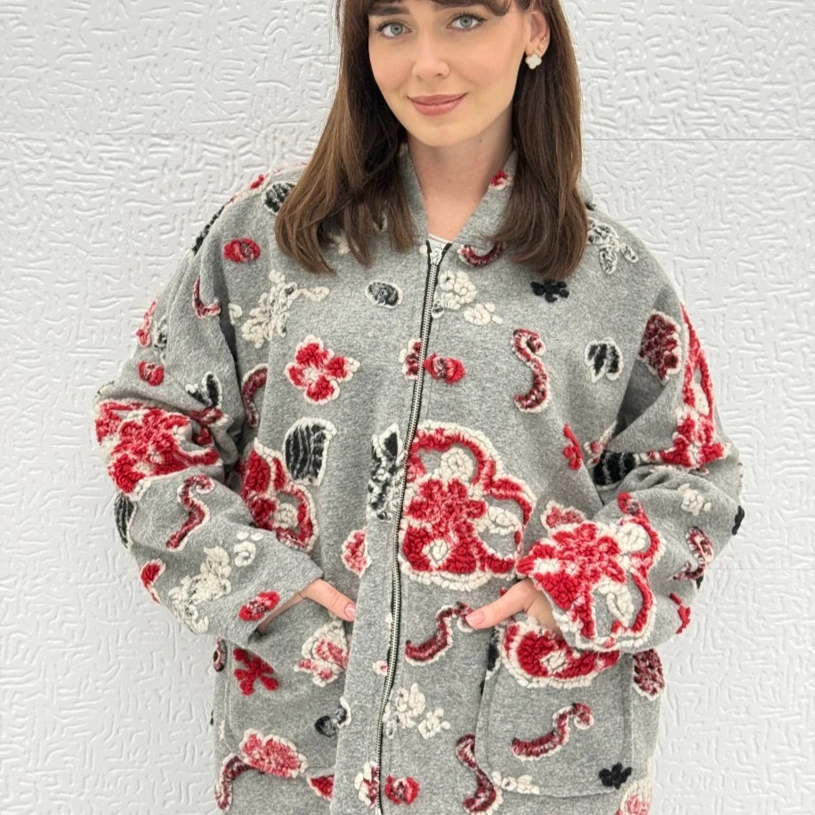 İTHAL KAPÜŞONLU, KABARTMALI ,OVERSİZE KALIP KEÇE KABAN