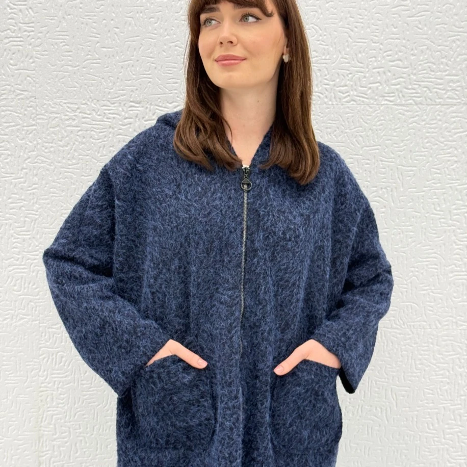 İTHAL KAPÜŞONLU DÜŞÜK KOL, OVERSİZE KALIP KEÇE KABAN