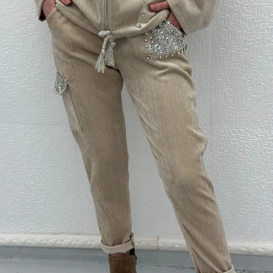 İTHAL CEBİ TAŞLI KADİFE PANTOLON