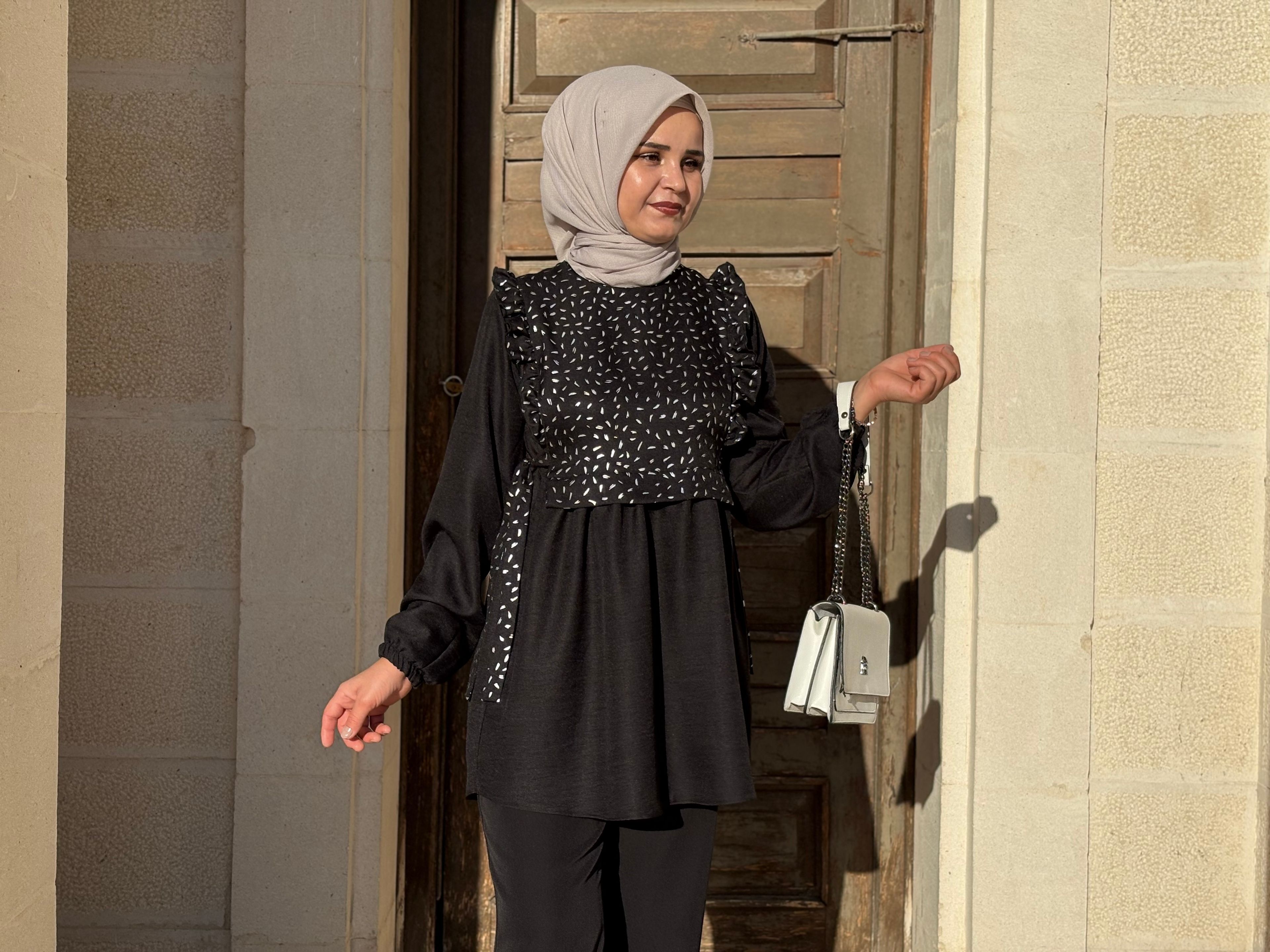 Kemerli Siyah Tunik Takım
