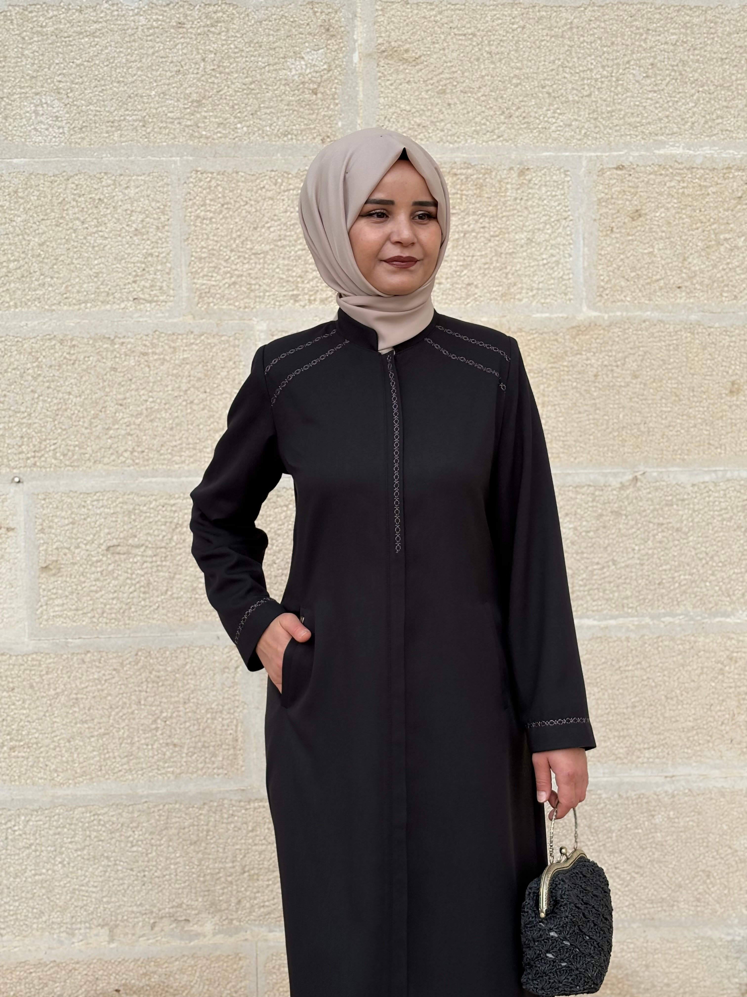 Karmen Siyah Pardesü