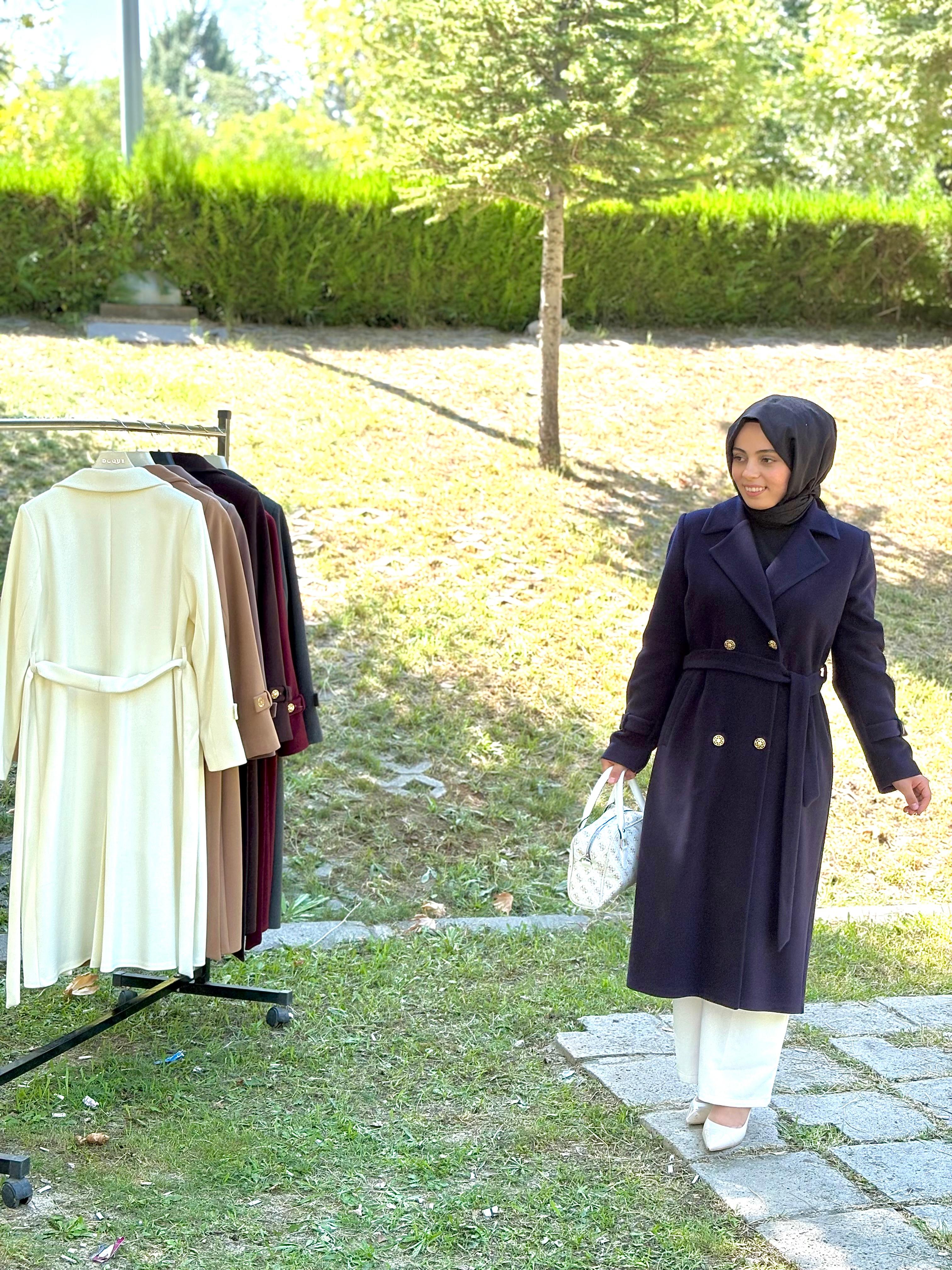 Lacivert Kaşe Kaban