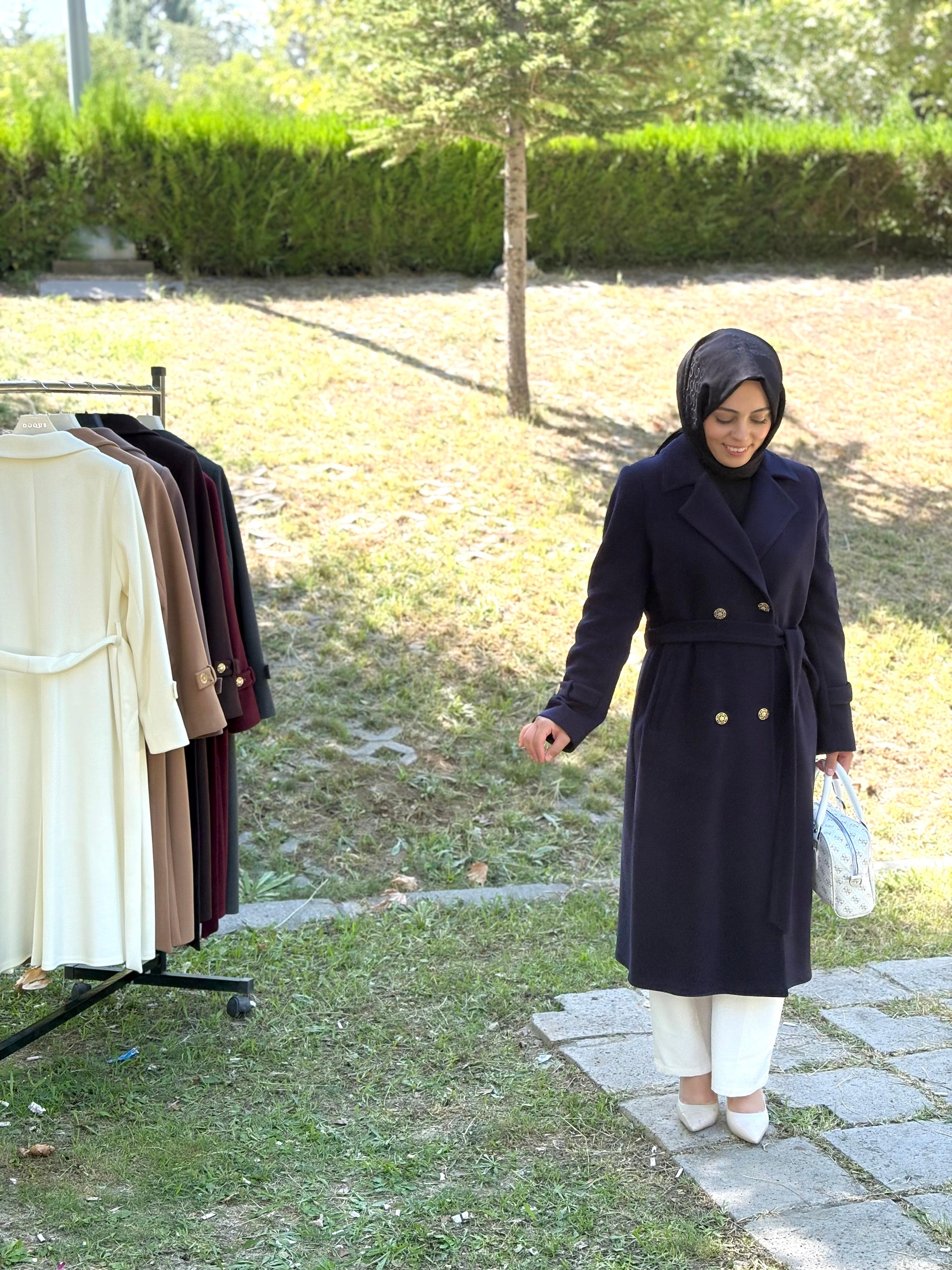 Lacivert Kaşe Kaban