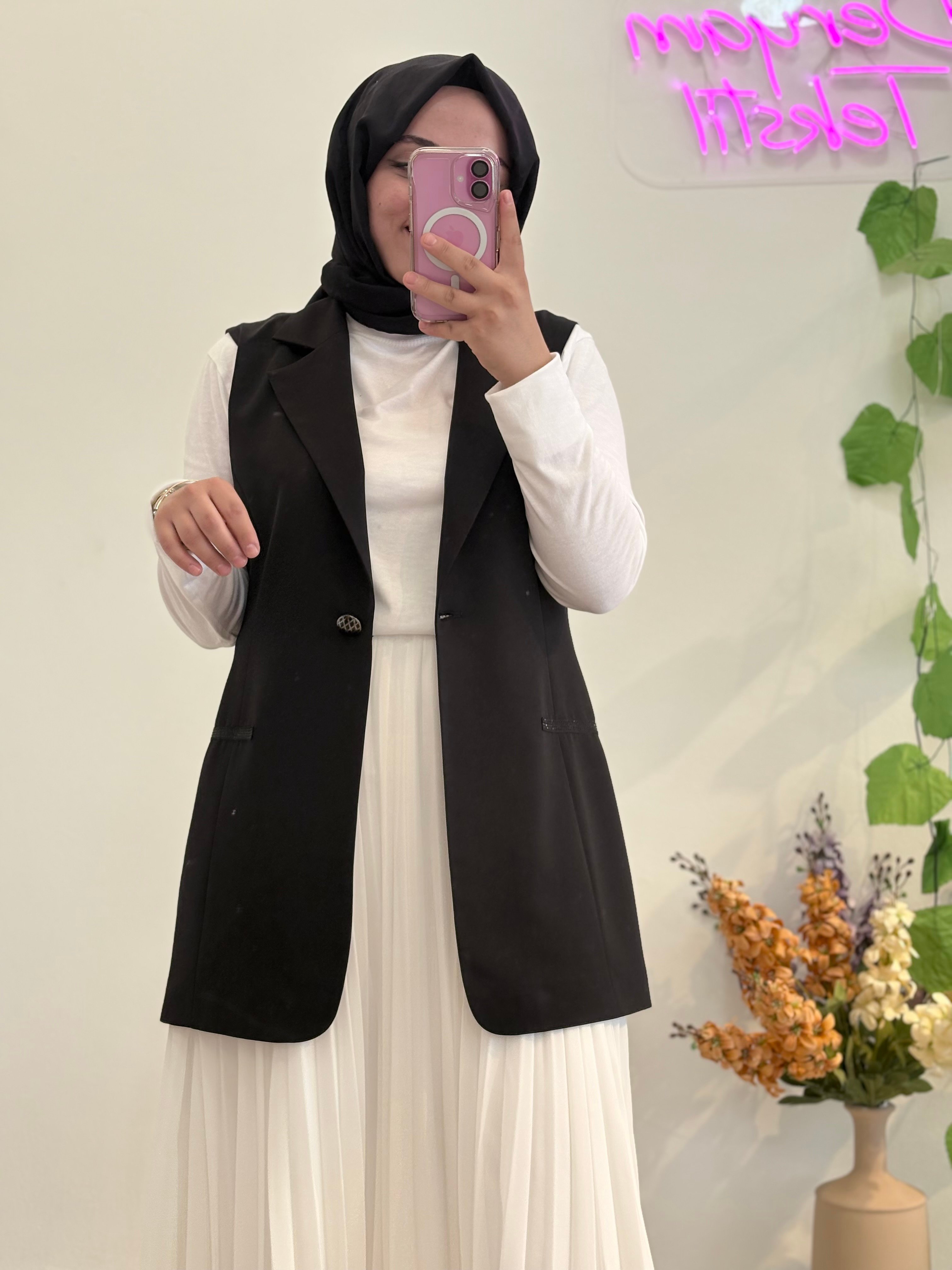 Hüma Siyah Yelek