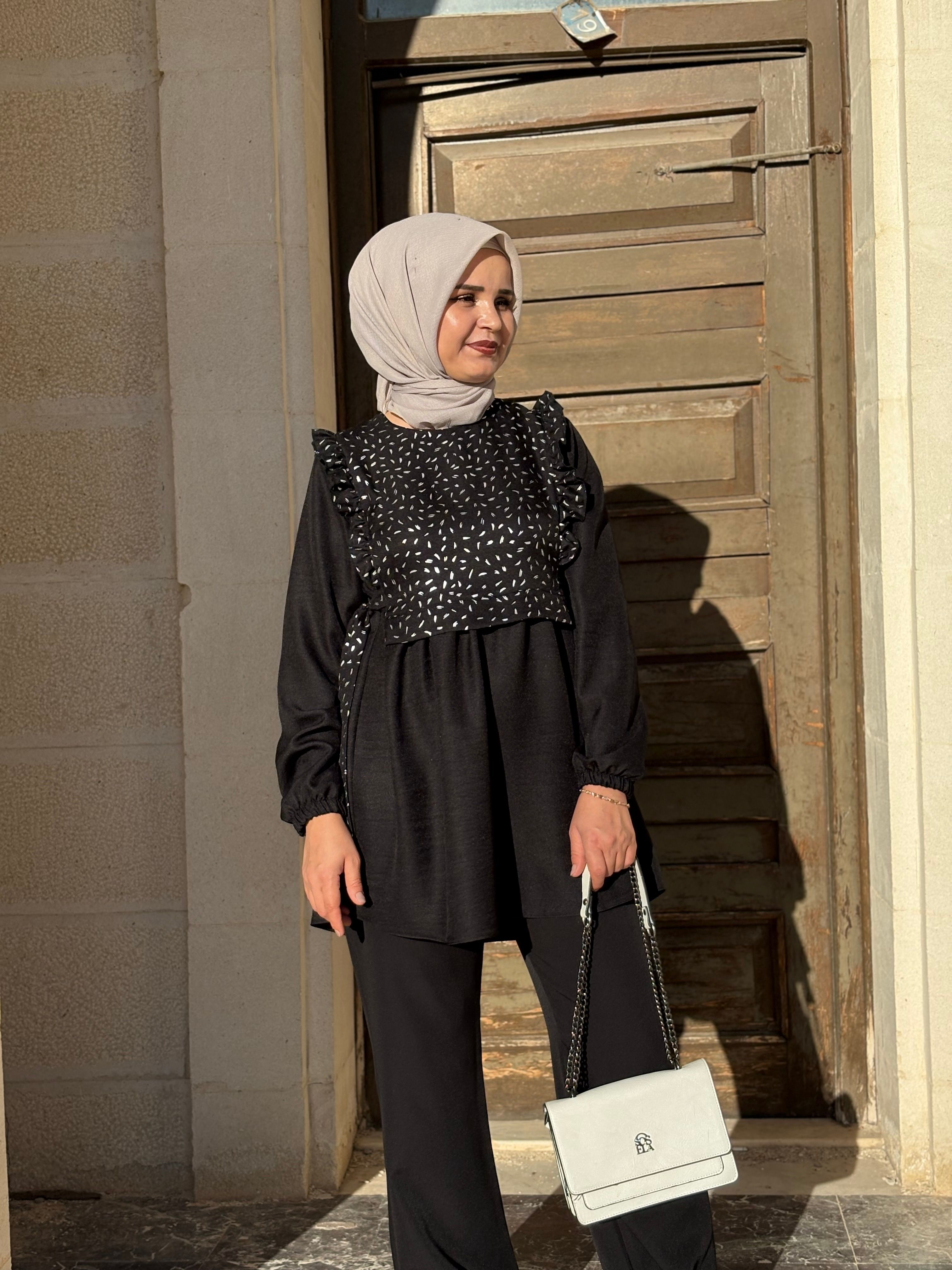 Kemerli Siyah Tunik Takım