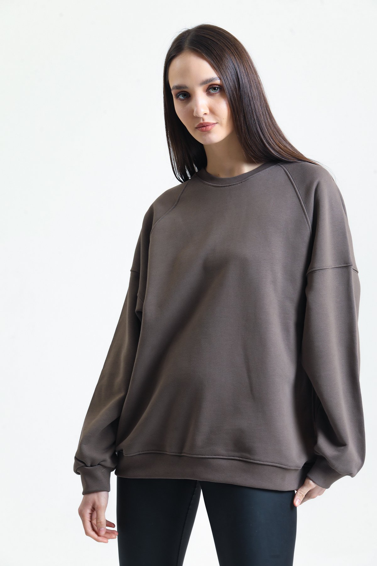 Kadın Basic Oversized Sweatshirt Brown 100 % Better Cotton