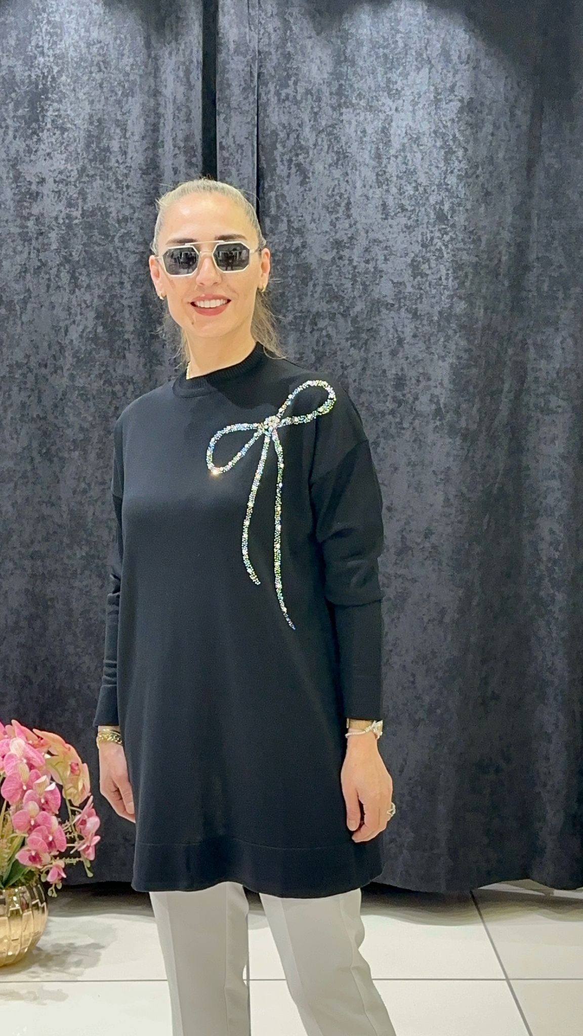 SİYAH