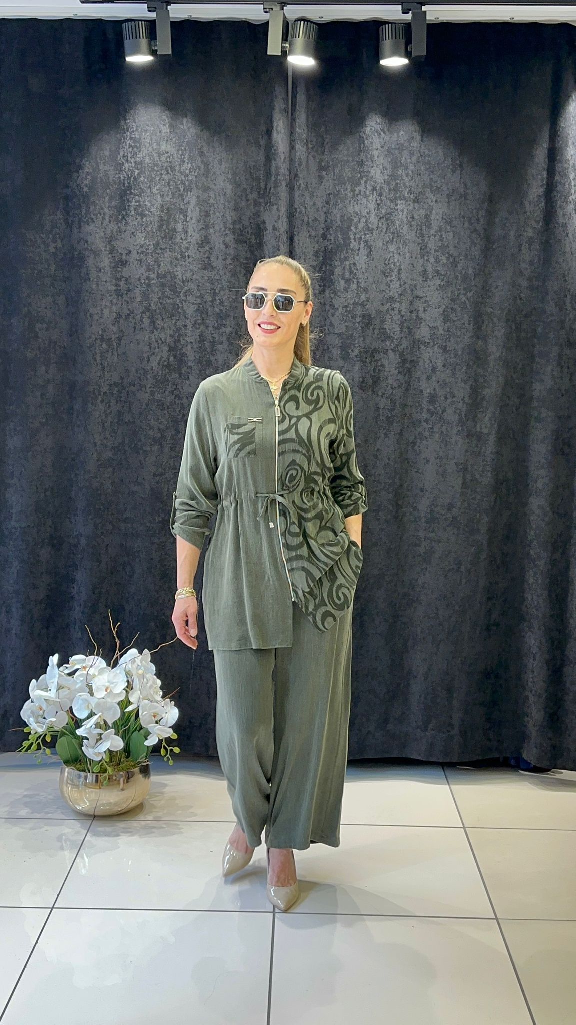 İPEK QUPRA GİRDAP DESENLİ İKİLİ TAKIM  