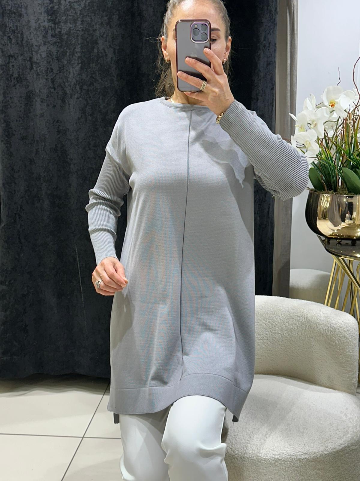 ORTASI DİKİŞ DETAYLI SOĞUK İP MESERİZE TRİKO - GRİ