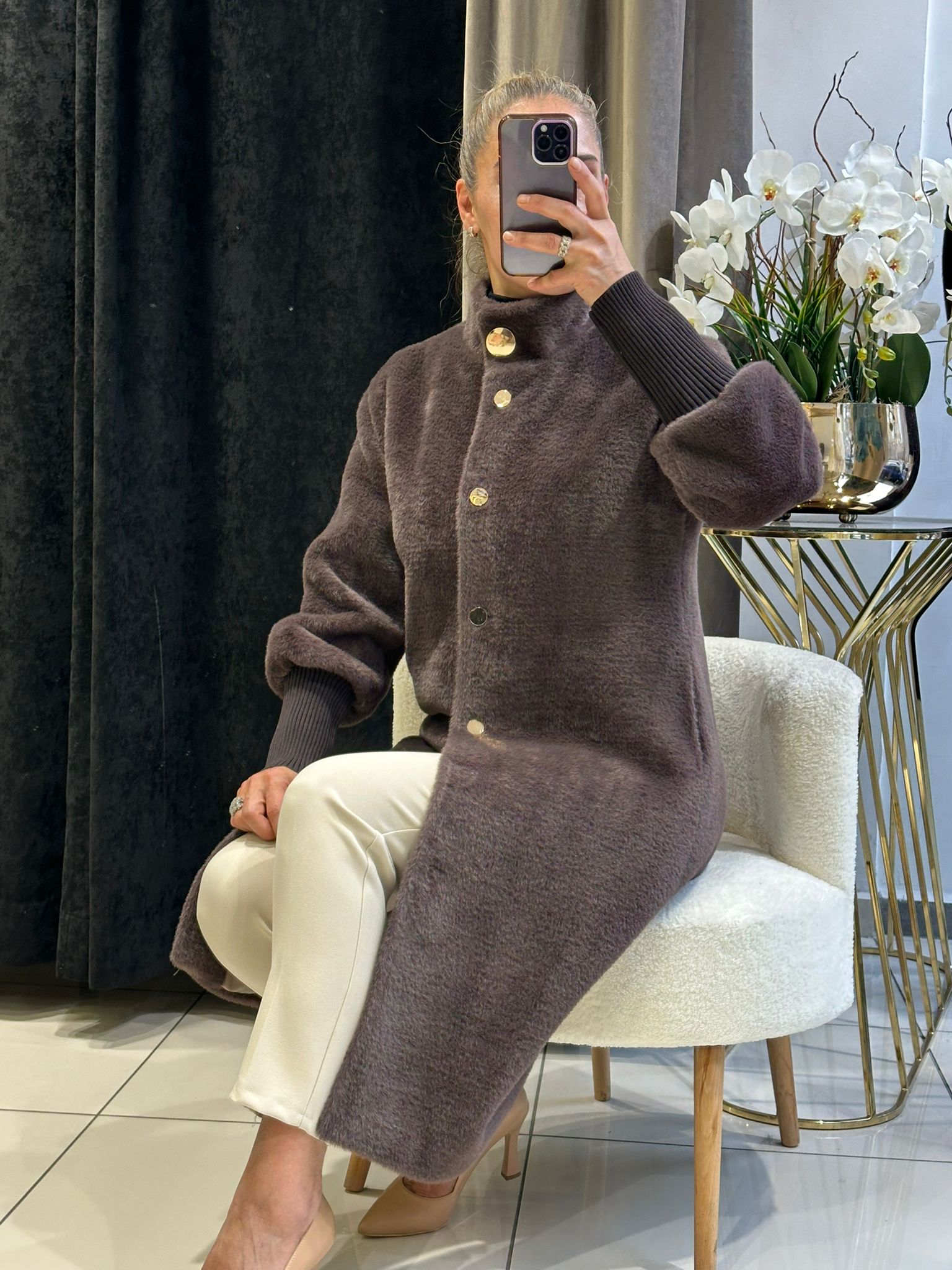 ANGORA KABAN KOL UCU TRİKO RİBANA GOLD DÜĞME DETAY - KAHVE