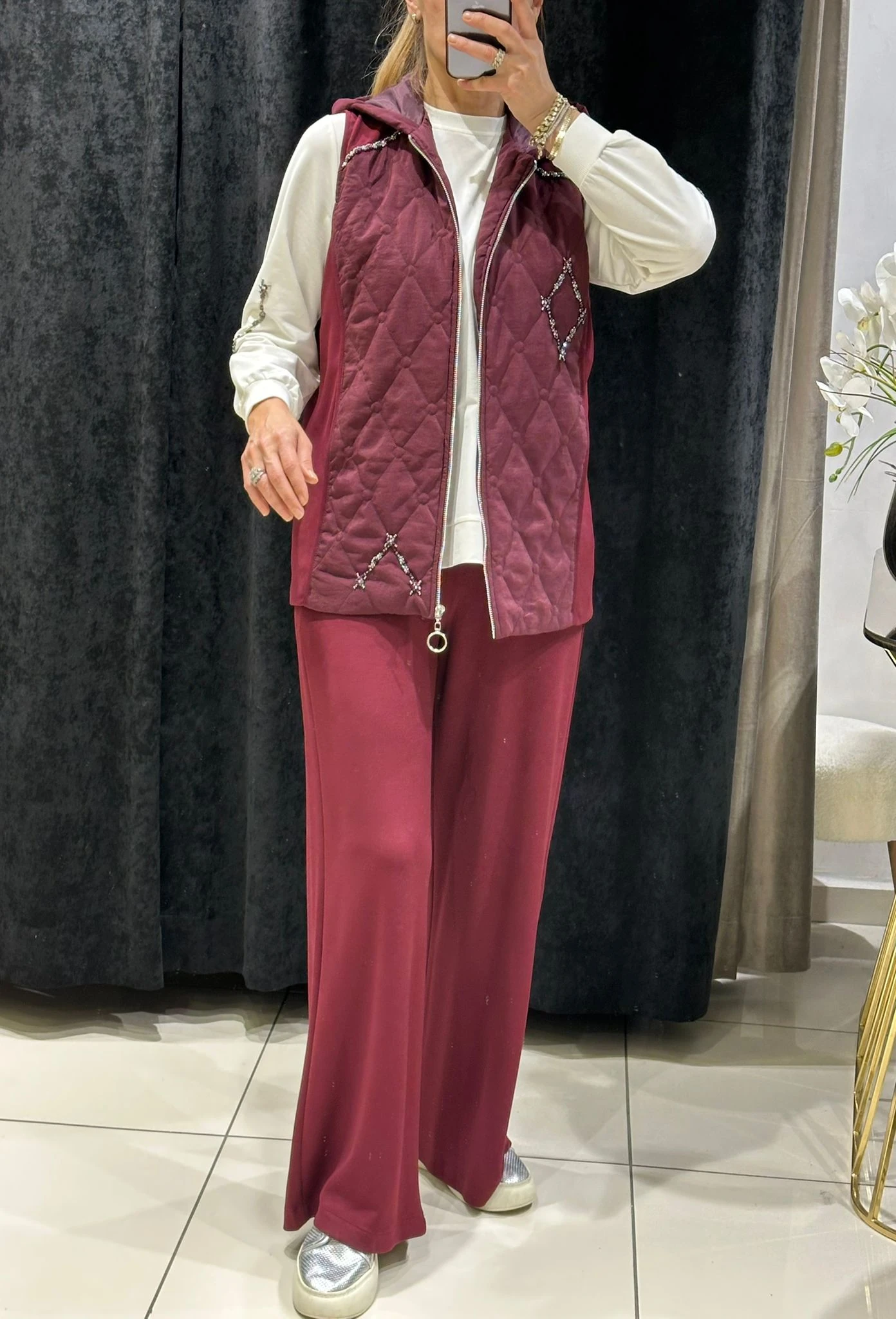 İTHAL KUMAŞ KAPİTONE GARNİ YELEKLİ ÜLÜ TAKIM