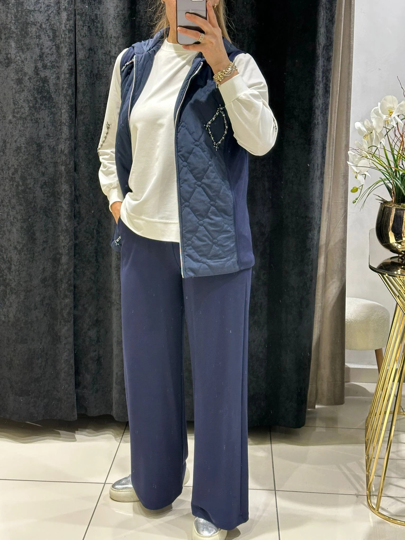 İTHAL KUMAŞ KAPİTONE GARNİ YELEKLİ ÜLÜ TAKIM