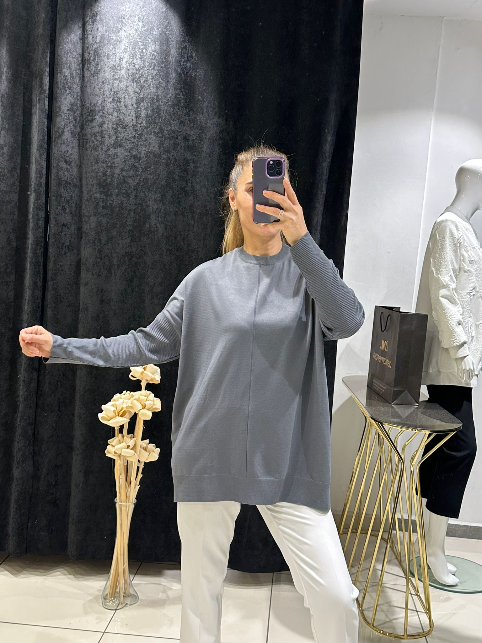 KOL DÜĞME DETAY  BİSİKLET YAKA SOFT TRİKO 