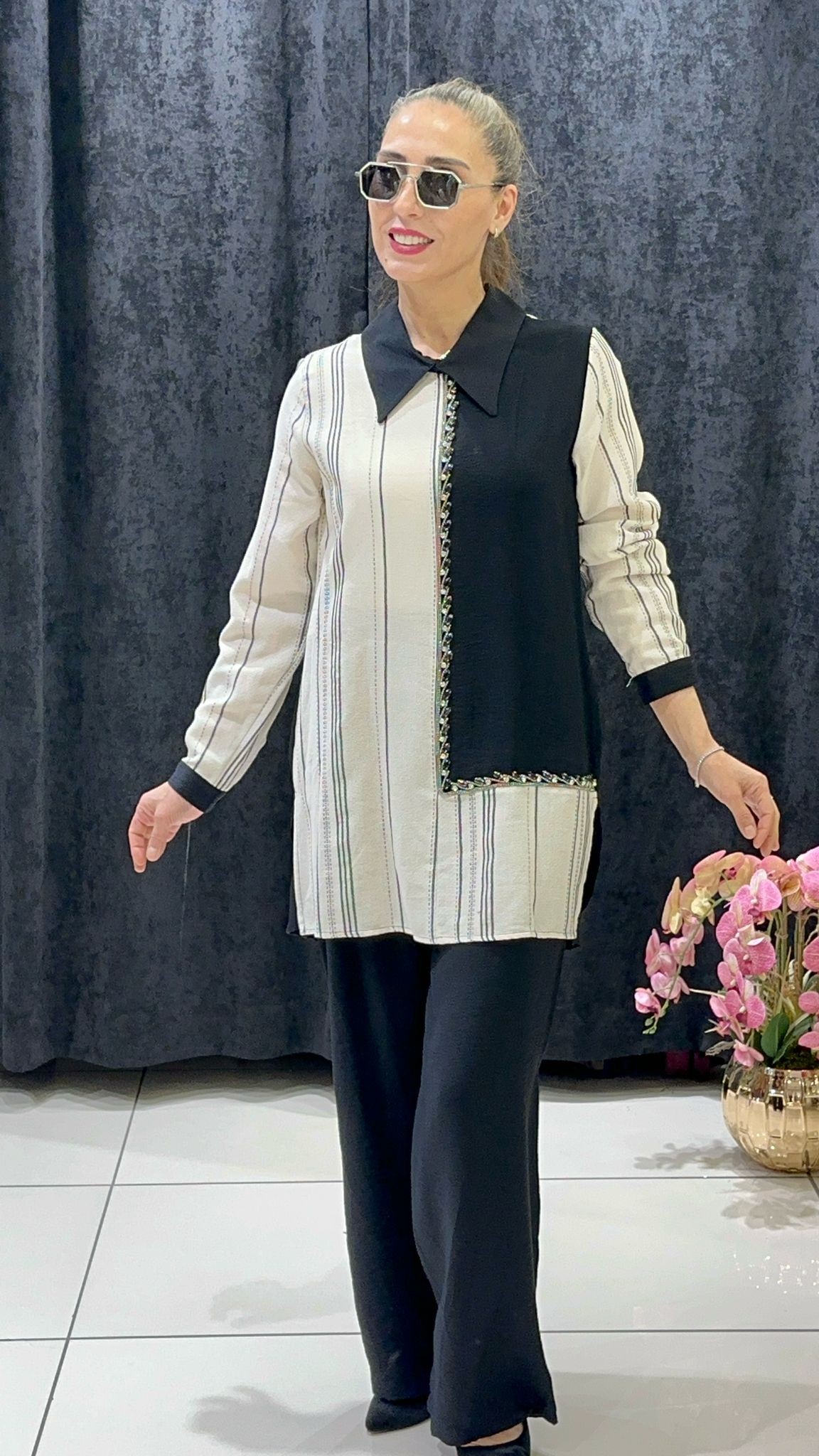 SİYAH