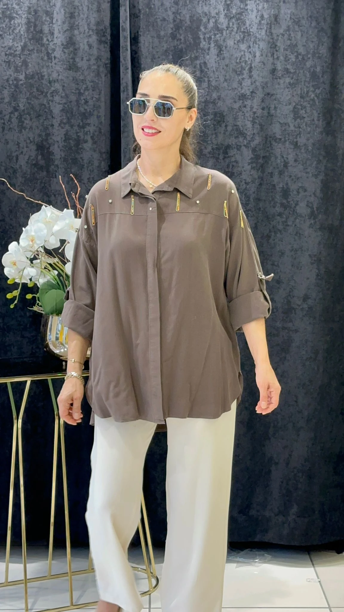 PAMUK TENSEL SU YOLU ZİNCİR TAŞ TEDAYLI GÖMLEK - KAHVE