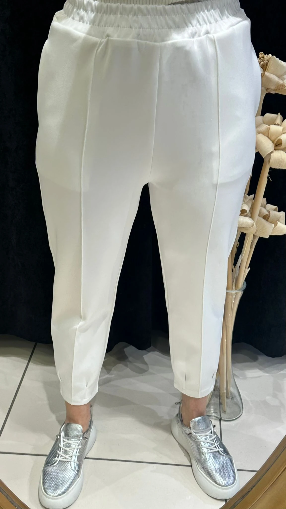 SUCUBA JOGUR BELİ LASTİKLİ PANTOLON - BEYAZ