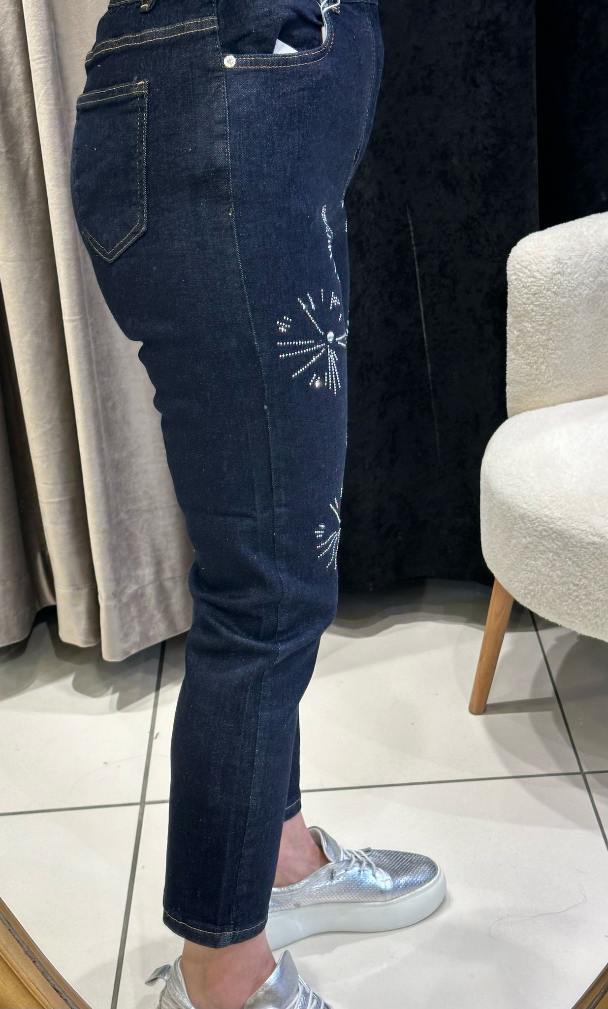 GÜNEŞ DESEN LİKRALI TAŞLI DETAYLI KOT PANTOLON - LACI