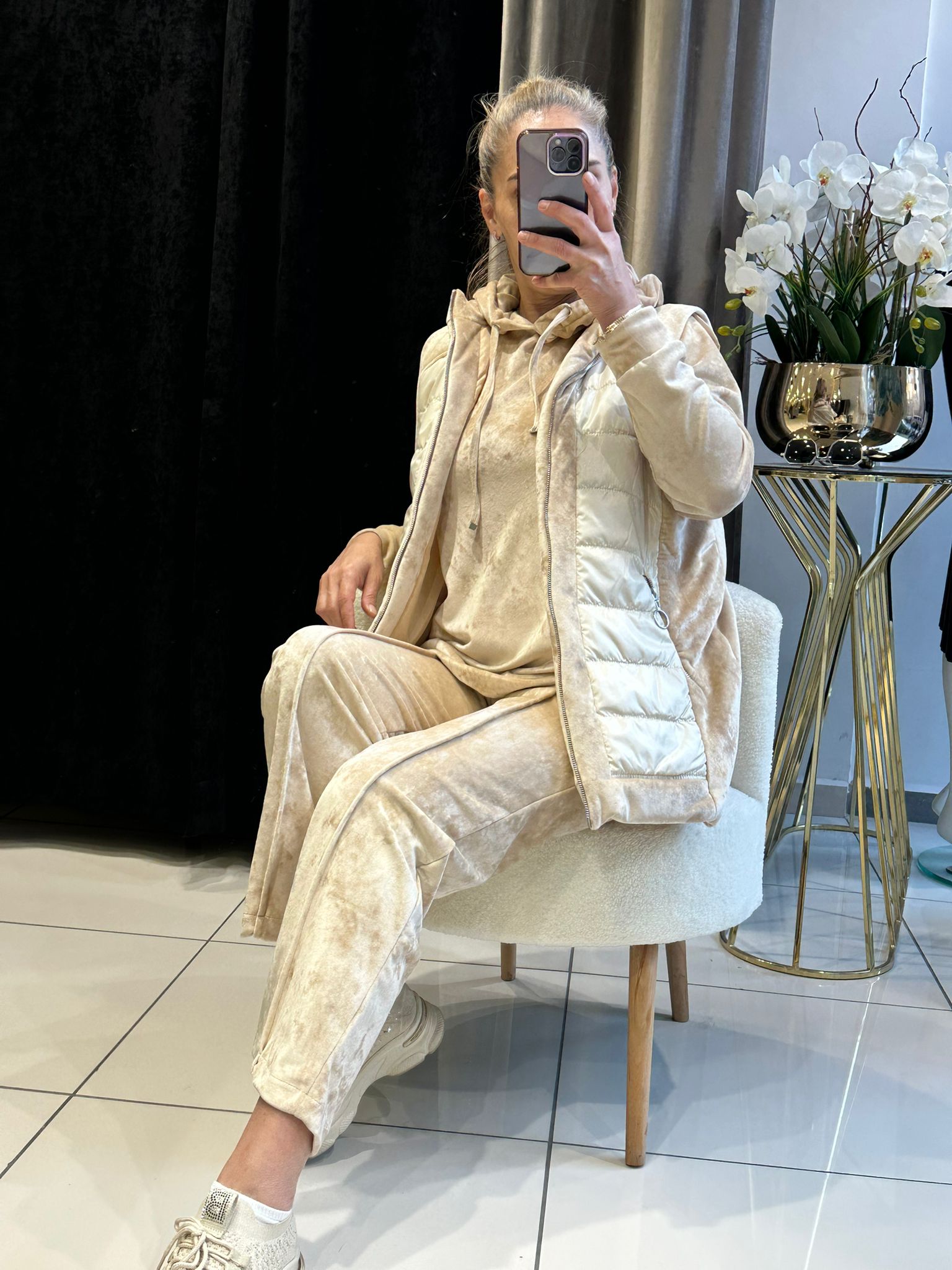 İPEK KADİFE HAFİF ŞİŞME YELEKLİ ÜÇLÜ TAKIM 