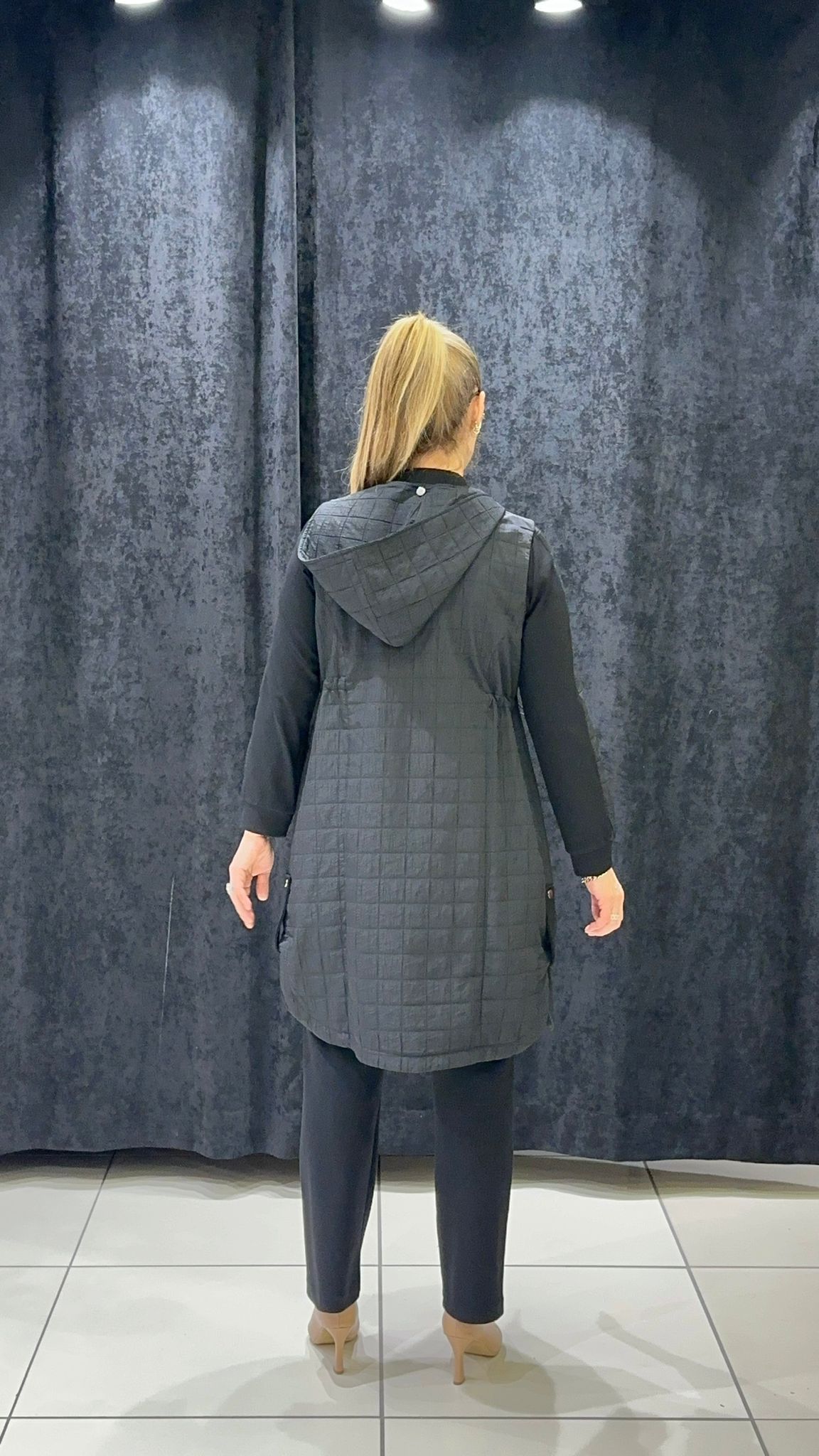 KAPİTONE YEKLİ ÜÇLÜ TAKIM  - SİYAH