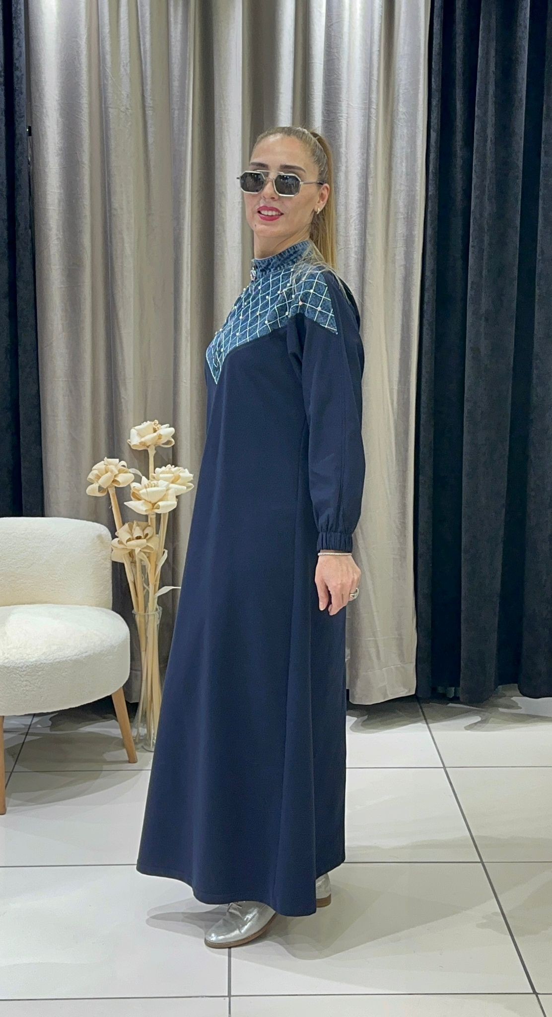 KOT DETAYLI TAŞ VE NAKIŞ İŞLEME ELBİSE 