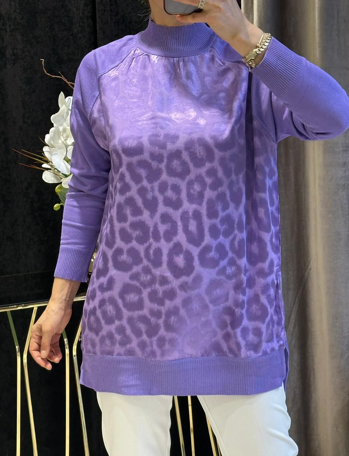 YANI FERMUARLI SATEN LEOPAR DESEN SOĞUK İP TRİKO - LİLA