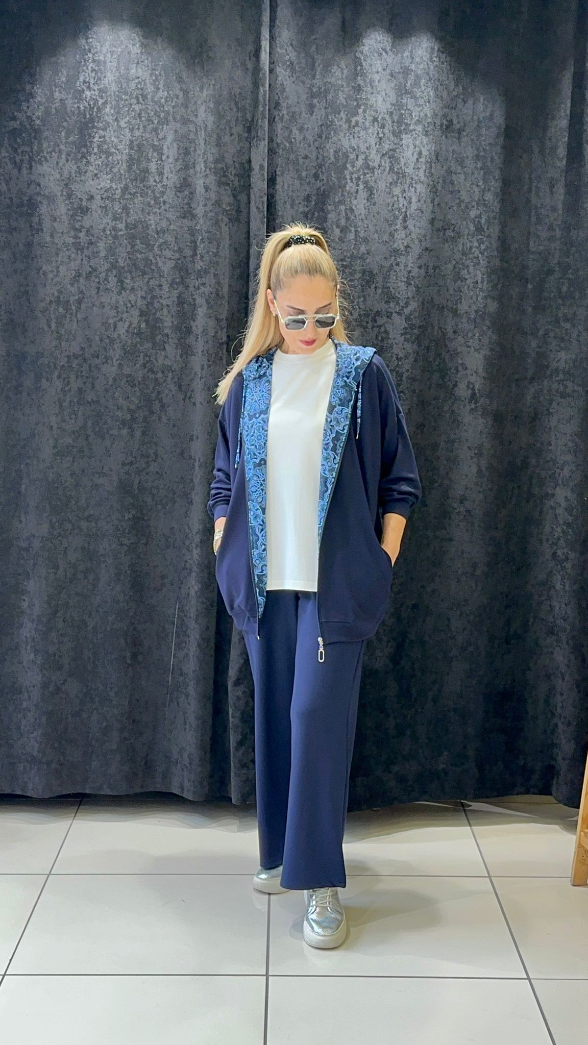 İKİ İPLİK KAPİŞON DETAYLI ÜÇLÜ TAKIM 