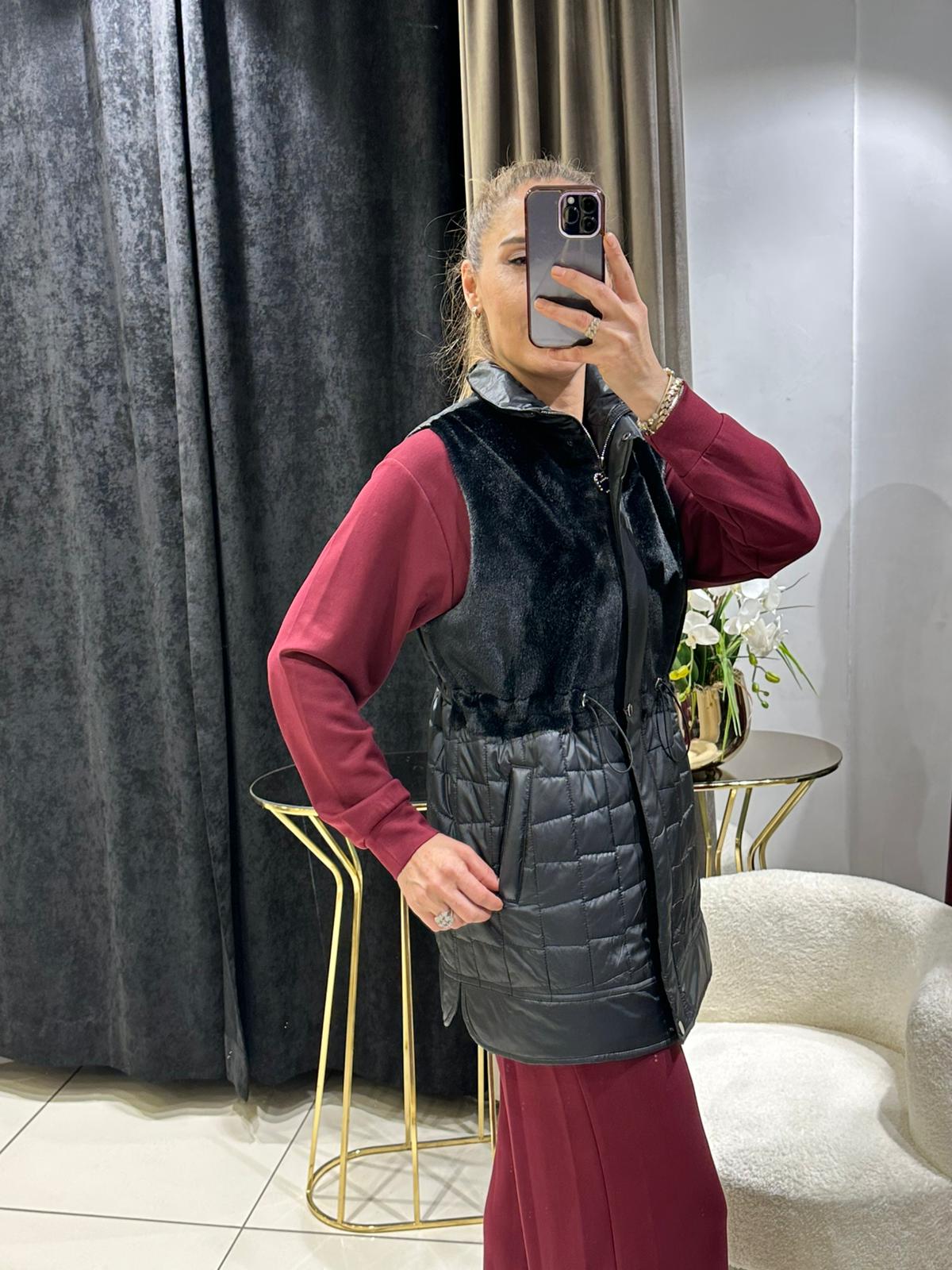 GÖĞÜS KISMI ANGORA DETAYLI ŞİŞME YELEK