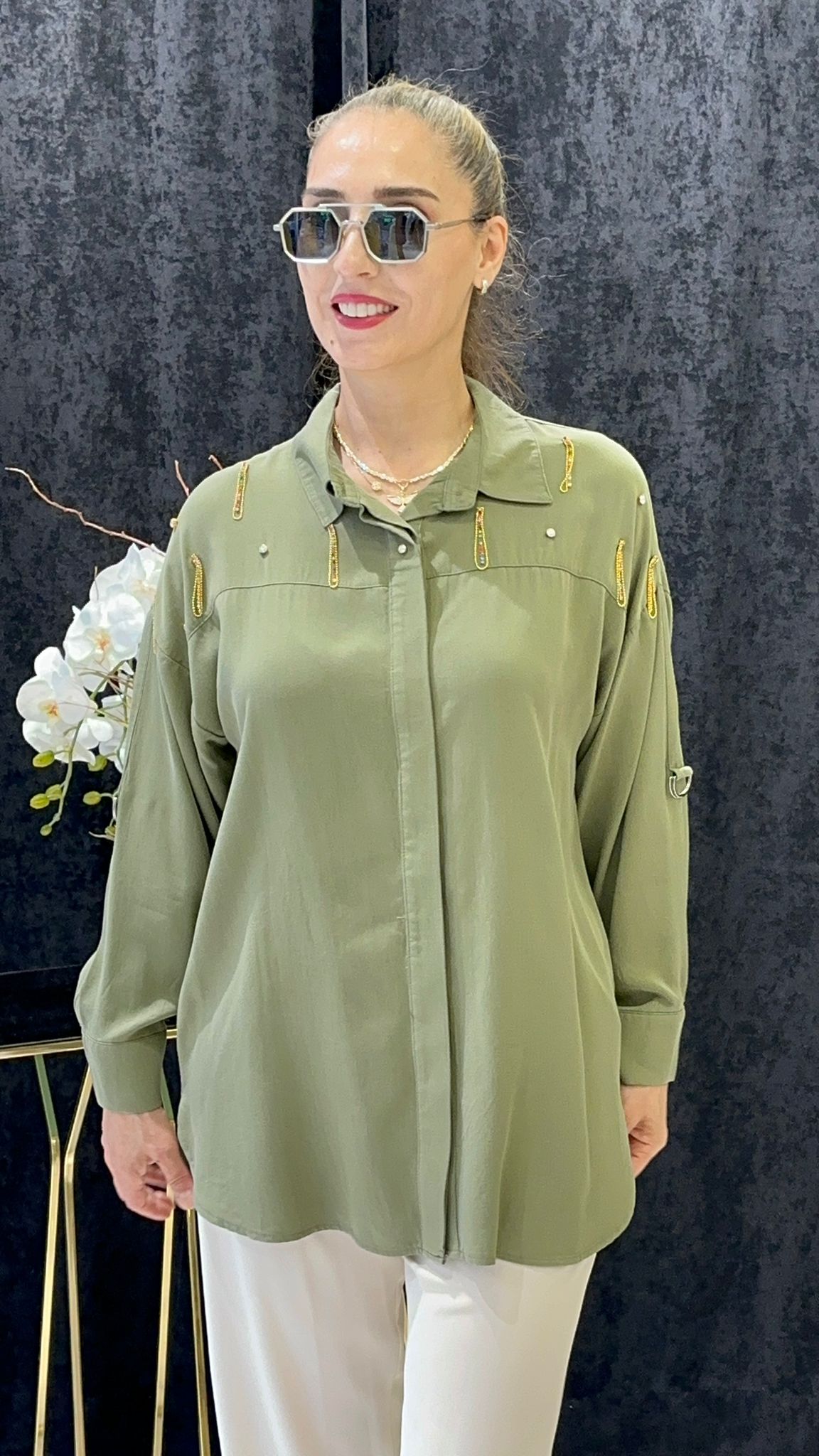 PAMUK TENSEL SU YOLU ZİNCİR TAŞ TEDAYLI GÖMLEK - HAKİ