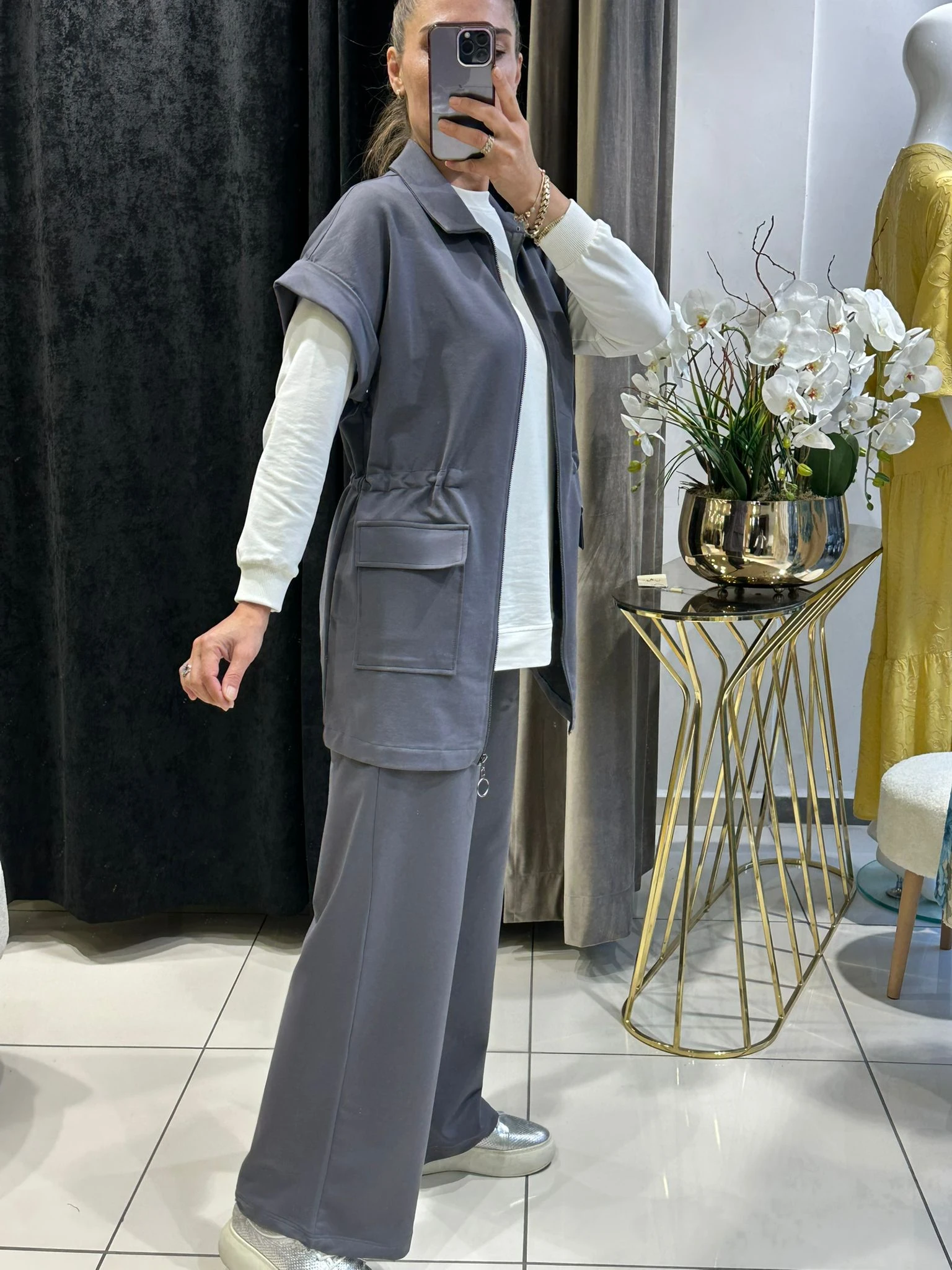 İKİ İPLİK YELEKLİİ ÜÇLÜ TAKIM  