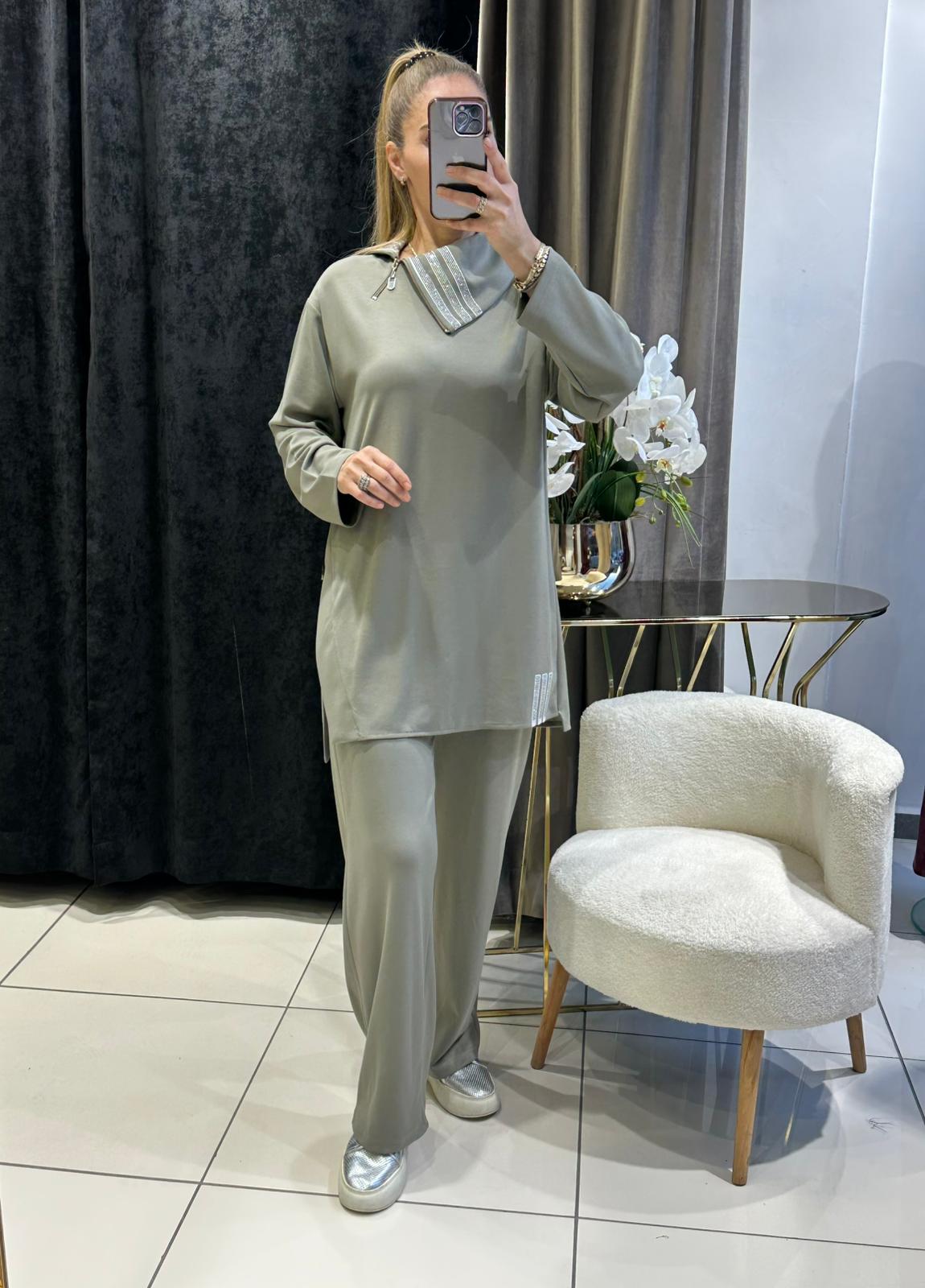 MENDİL YAKA İKİ İPLİK KUMAŞ İKİLİ TAKIM  