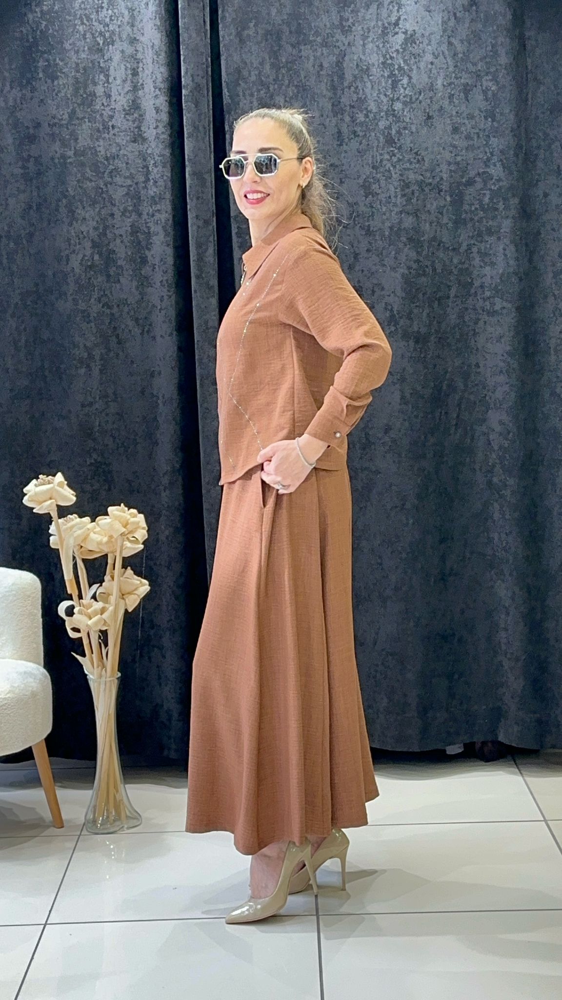 KETEN KUMAŞ TAŞ DETAYLI ETEKLİ TAKIM