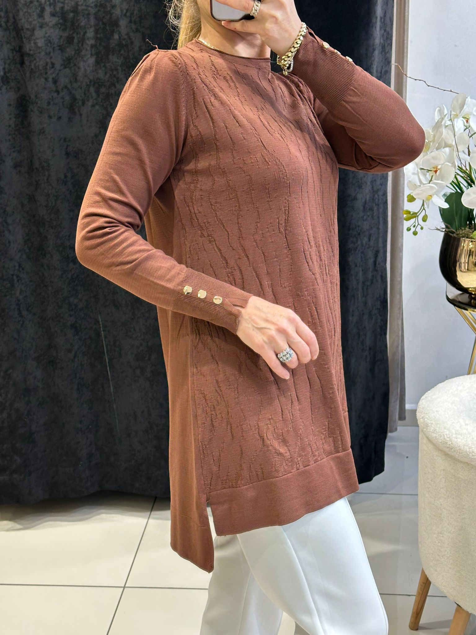 KENDİNDEN DESEN DETAYLI SOĞUK İP MESERİZE TRİKO - KAHVE