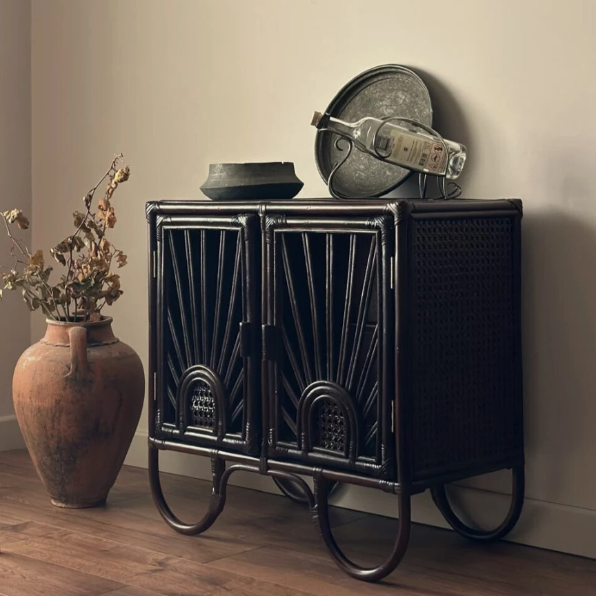 Antika Ferforje Demir Şaraplık