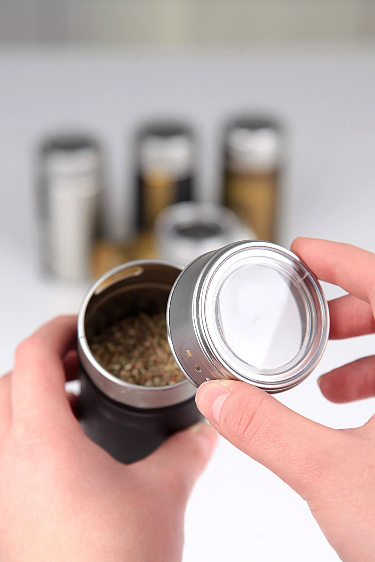 6'lı Metal Tuzluk Ve Baharatlık