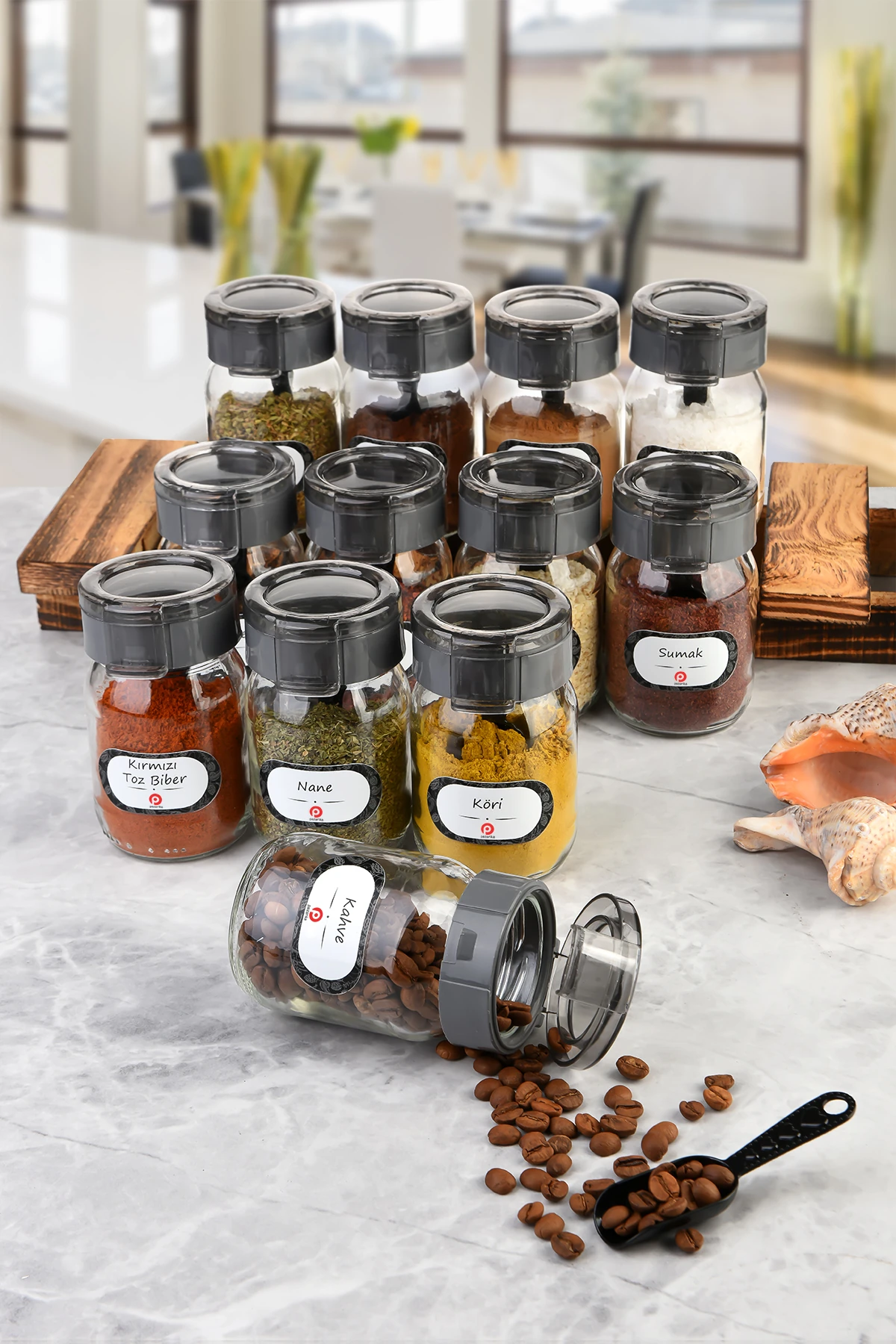 12 Li Kendinden Kaşıklı Ve Etiketli 190 ml Cam Baharatlık Takımı Baharat Seti