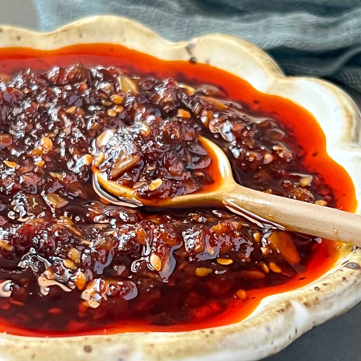 Chili Garlic Sauce - Acı Sarımsak Sosu