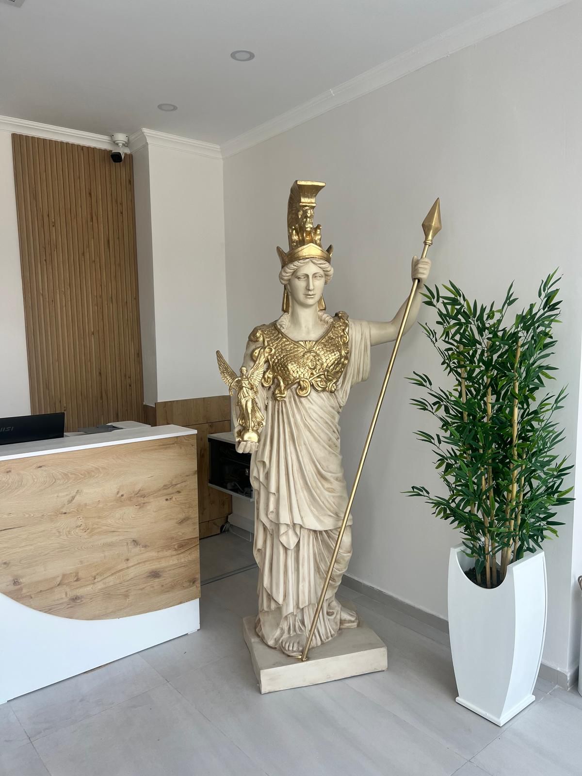 Athena Heykeli – Bilgelik ve Gücün Simgesi image