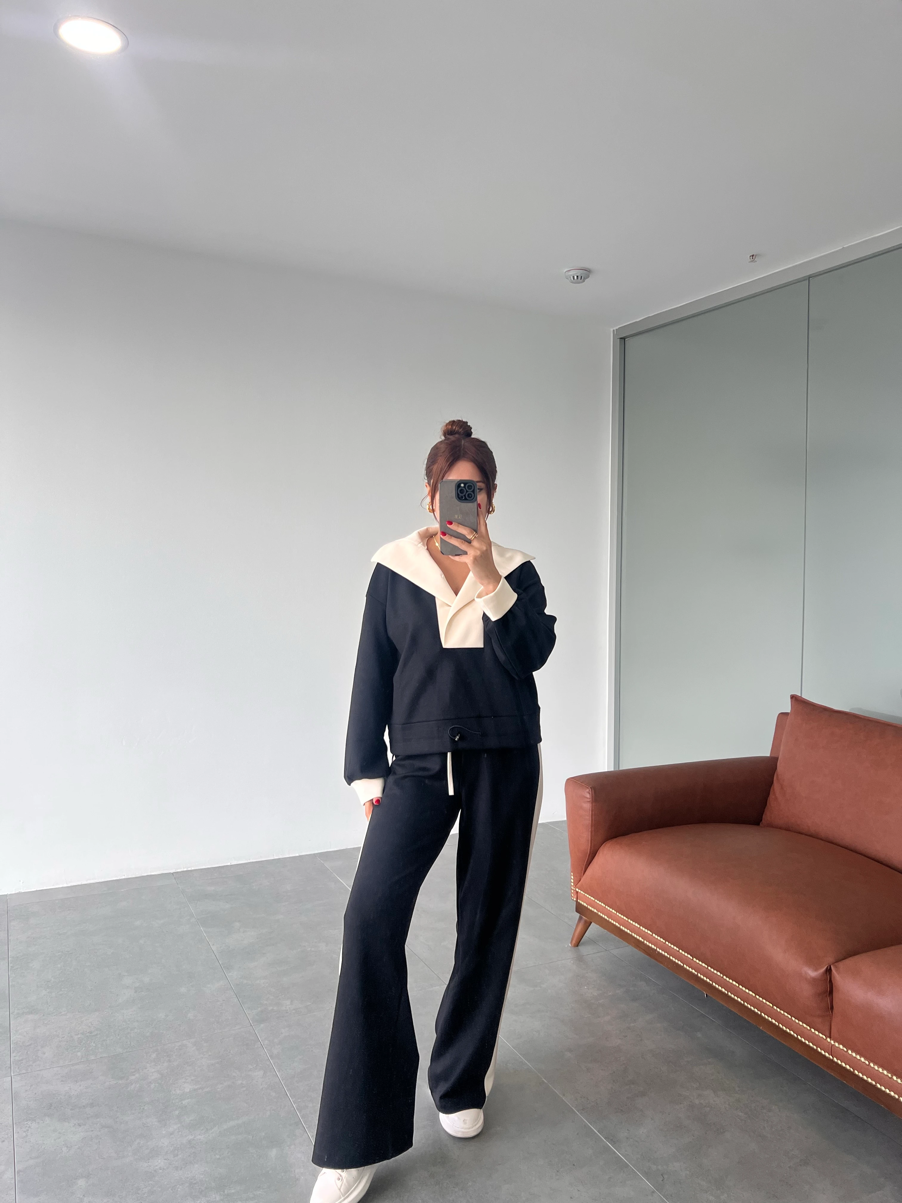 BÜZGÜ DETAY MODAL TAKIM - SİYAH