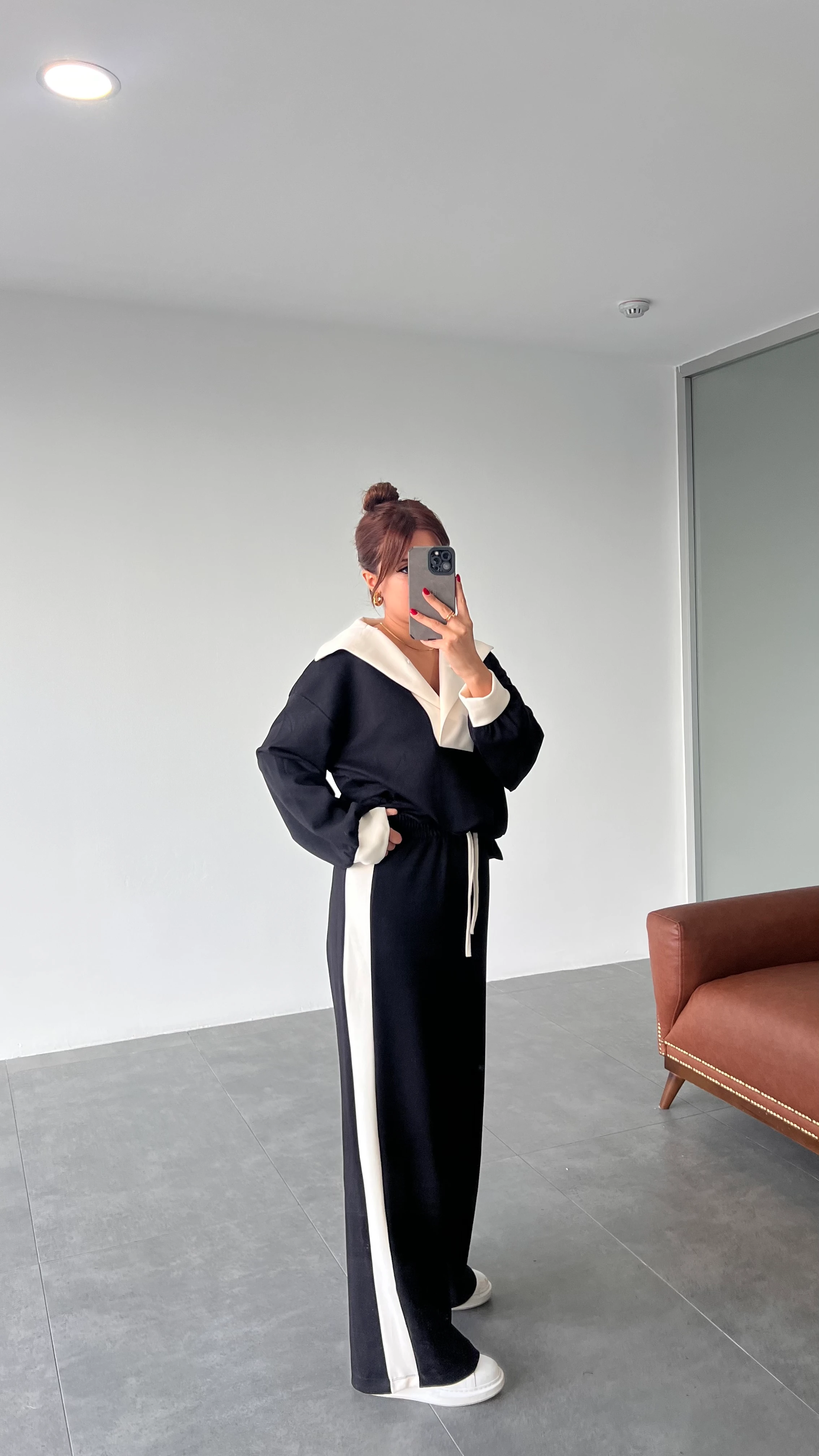 BÜZGÜ DETAY MODAL TAKIM - SİYAH