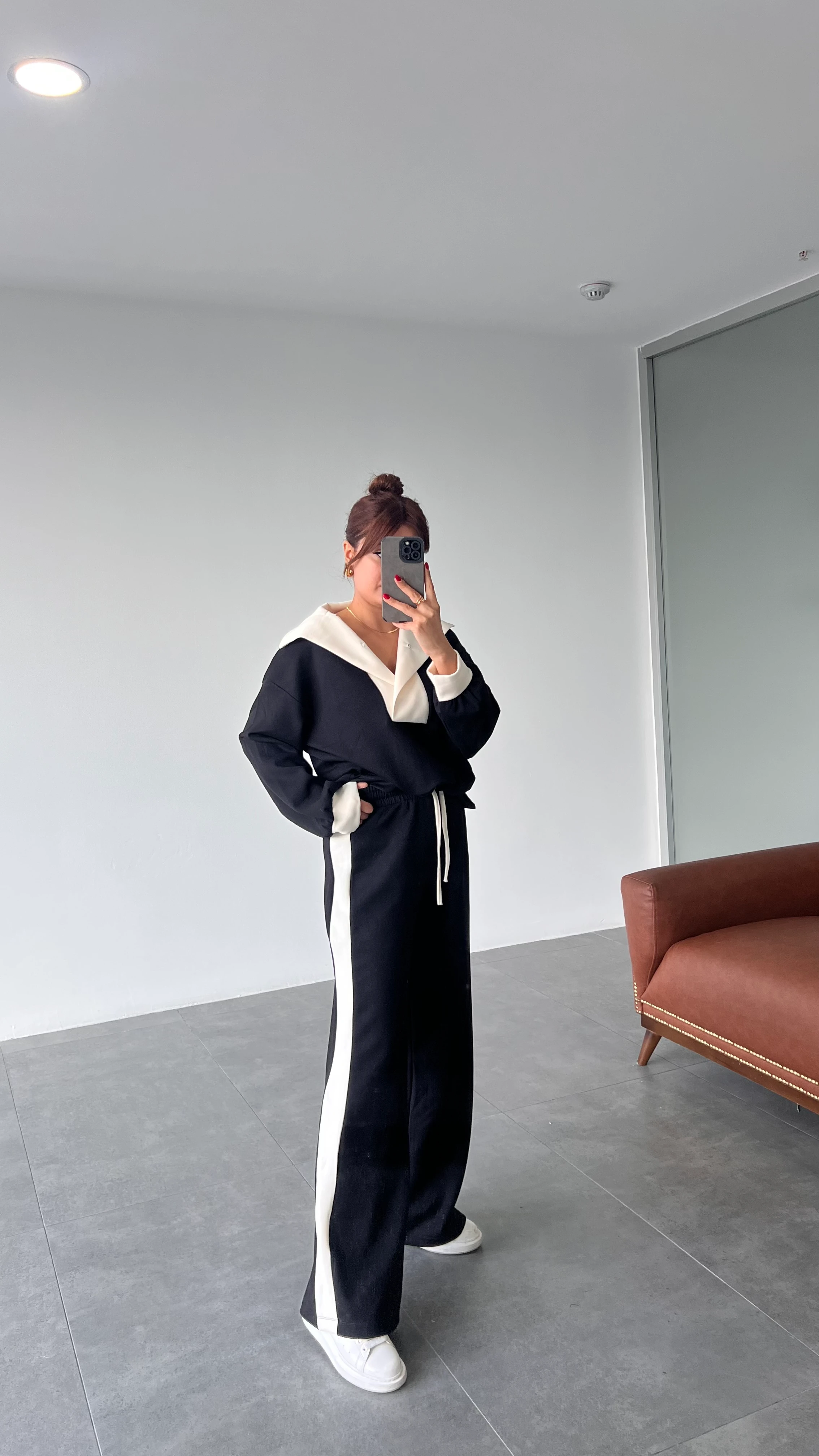 BÜZGÜ DETAY MODAL TAKIM - SİYAH