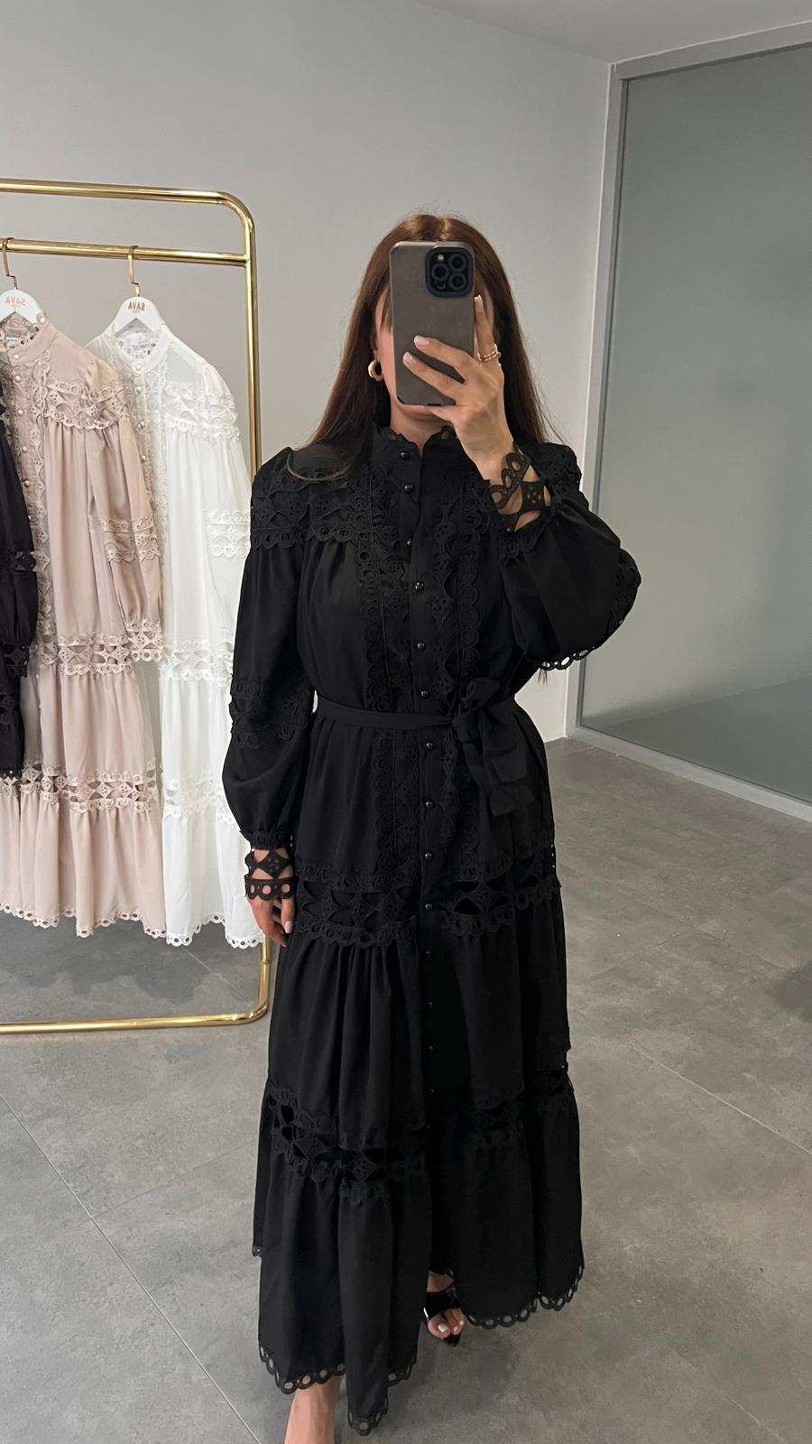 TASARIM UZUN GÜPÜRLÜ ELBİSE