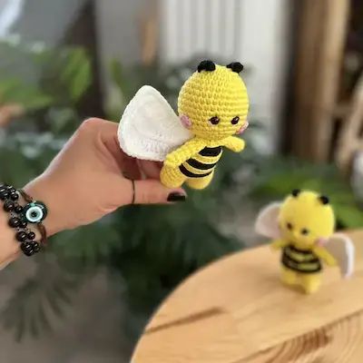Amigurumi Arı Anahtarlık